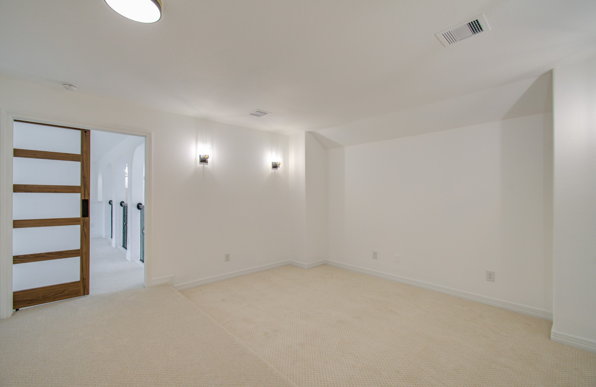 206 Cedar Creek Court, Pinehurst, TX 77362