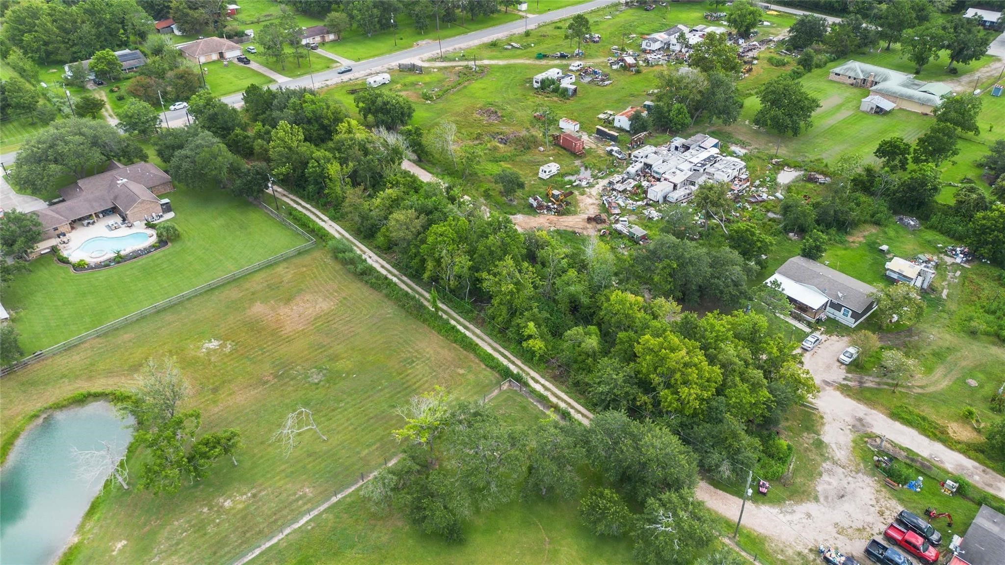 15601 Fir Road, Santa Fe, TX 77517