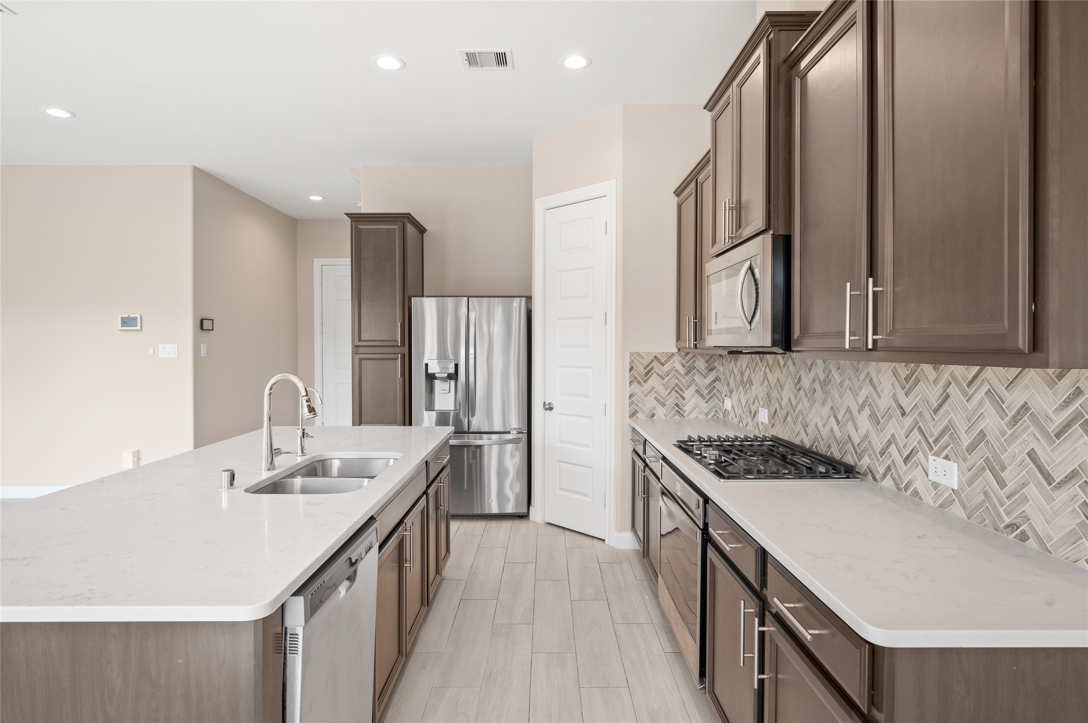 10013 Steeple Farms Drive, Houston, TX 77080 10013 Steeple Farms Drive, Houston, TX 77080