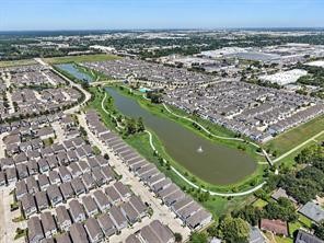 10013 Steeple Farms Drive, Houston, TX 77080