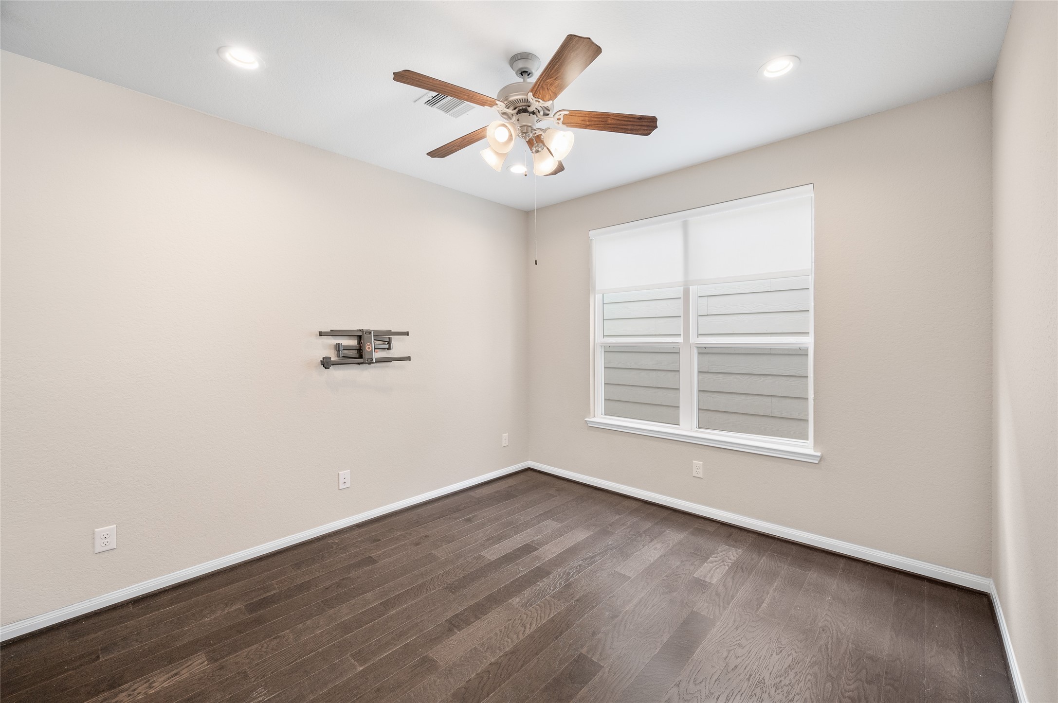 10013 Steeple Farms Drive, Houston, TX 77080