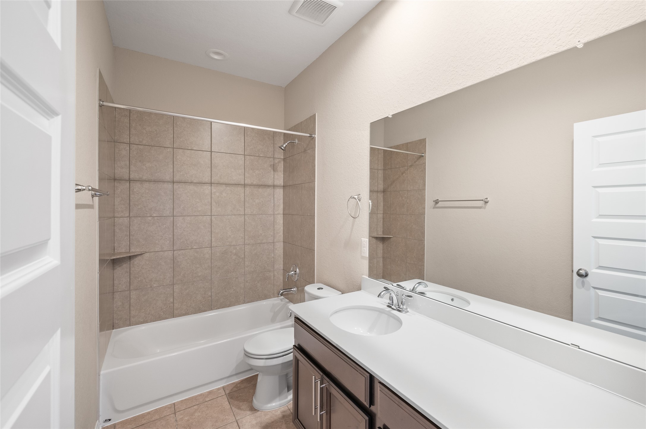 10013 Steeple Farms Drive, Houston, TX 77080