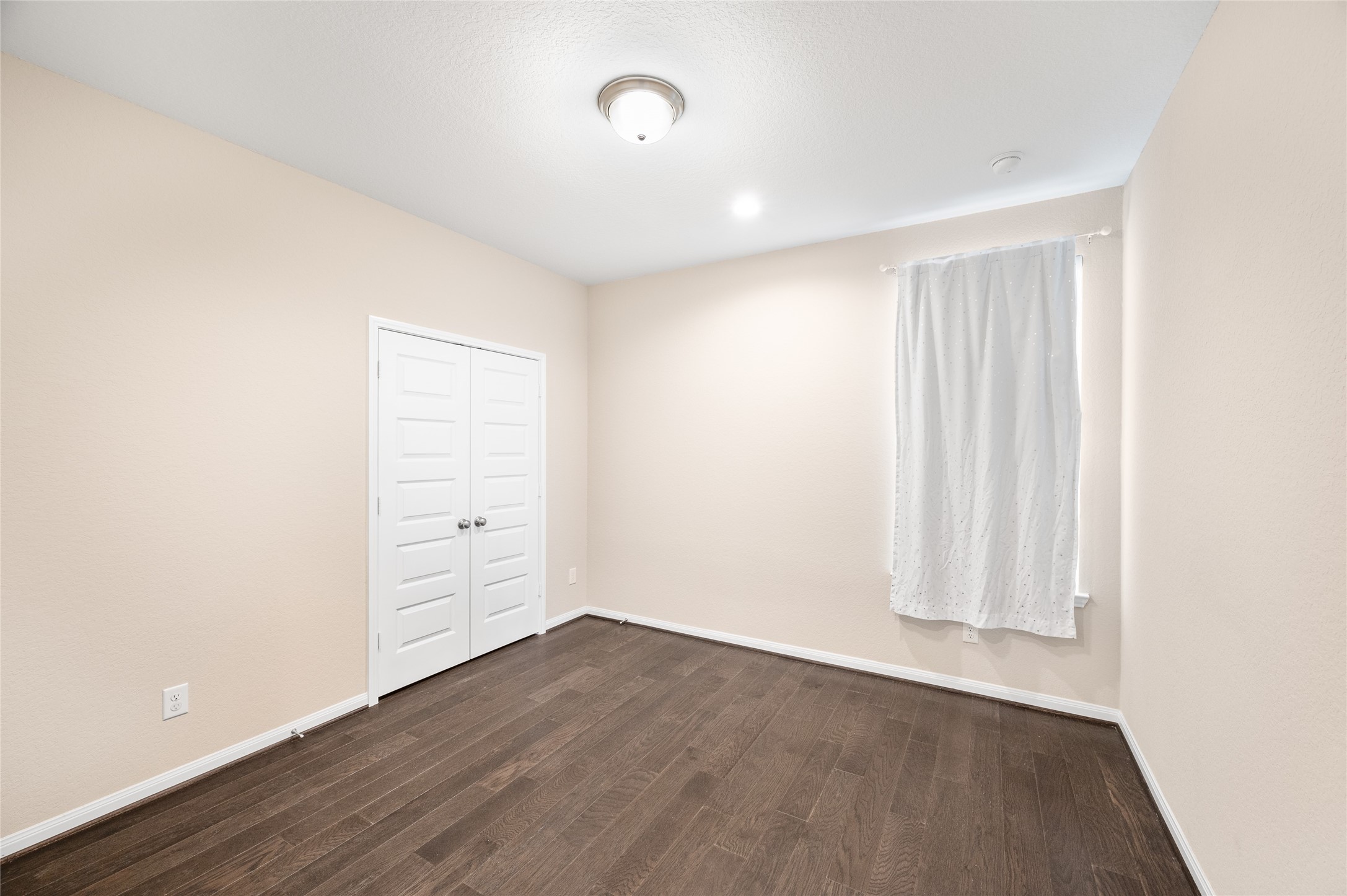 10013 Steeple Farms Drive, Houston, TX 77080