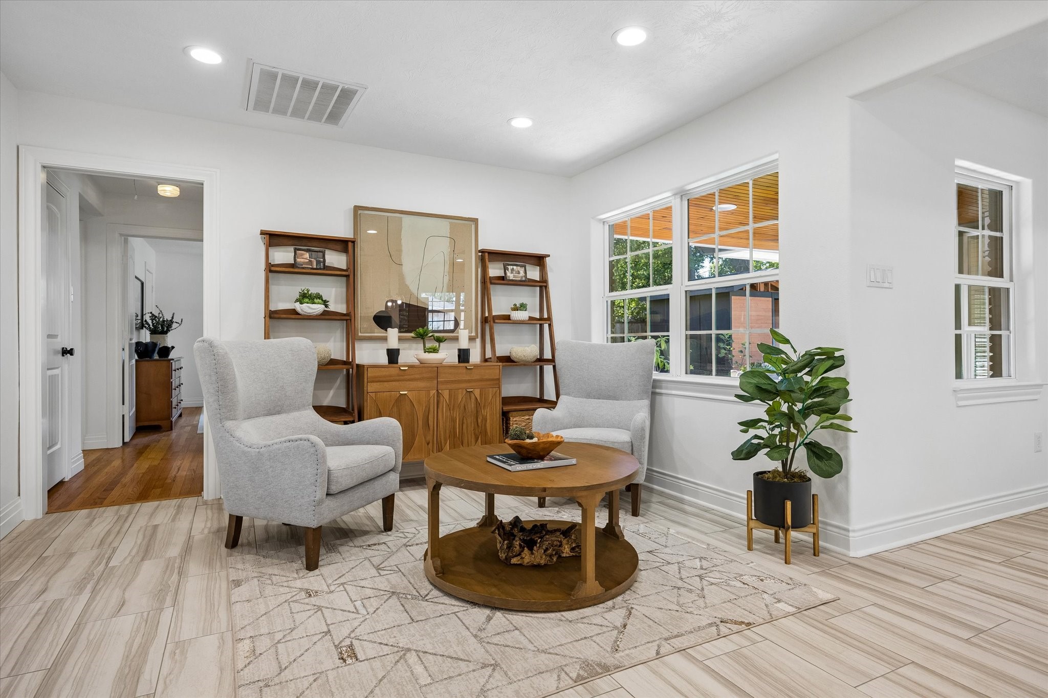 9317 Livernois Road, Houston, TX 77080