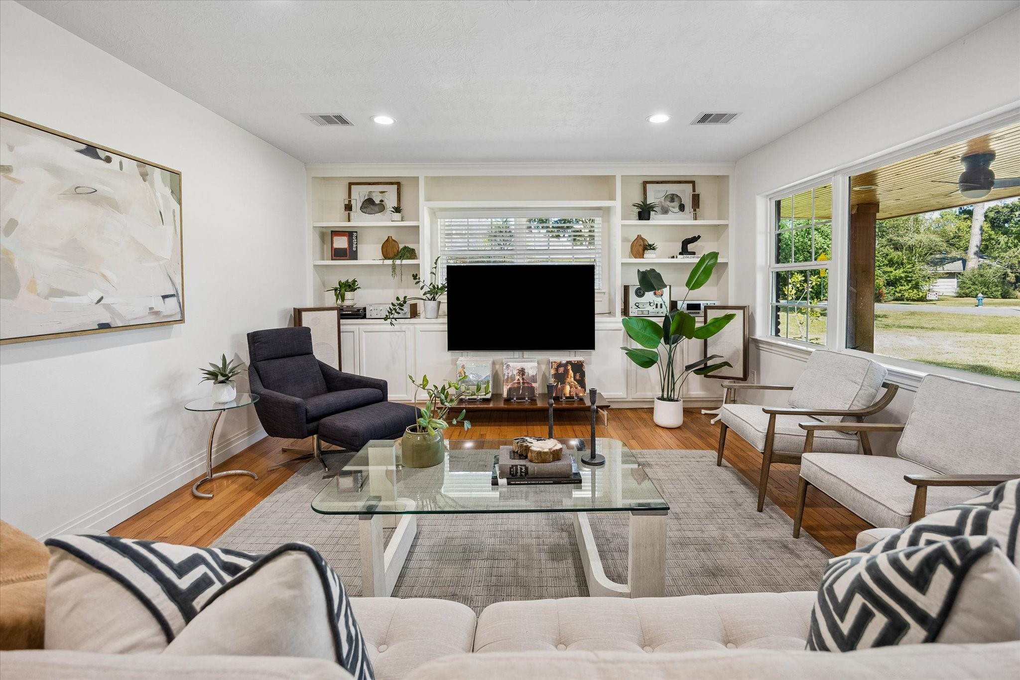 9317 Livernois Road, Houston, TX 77080