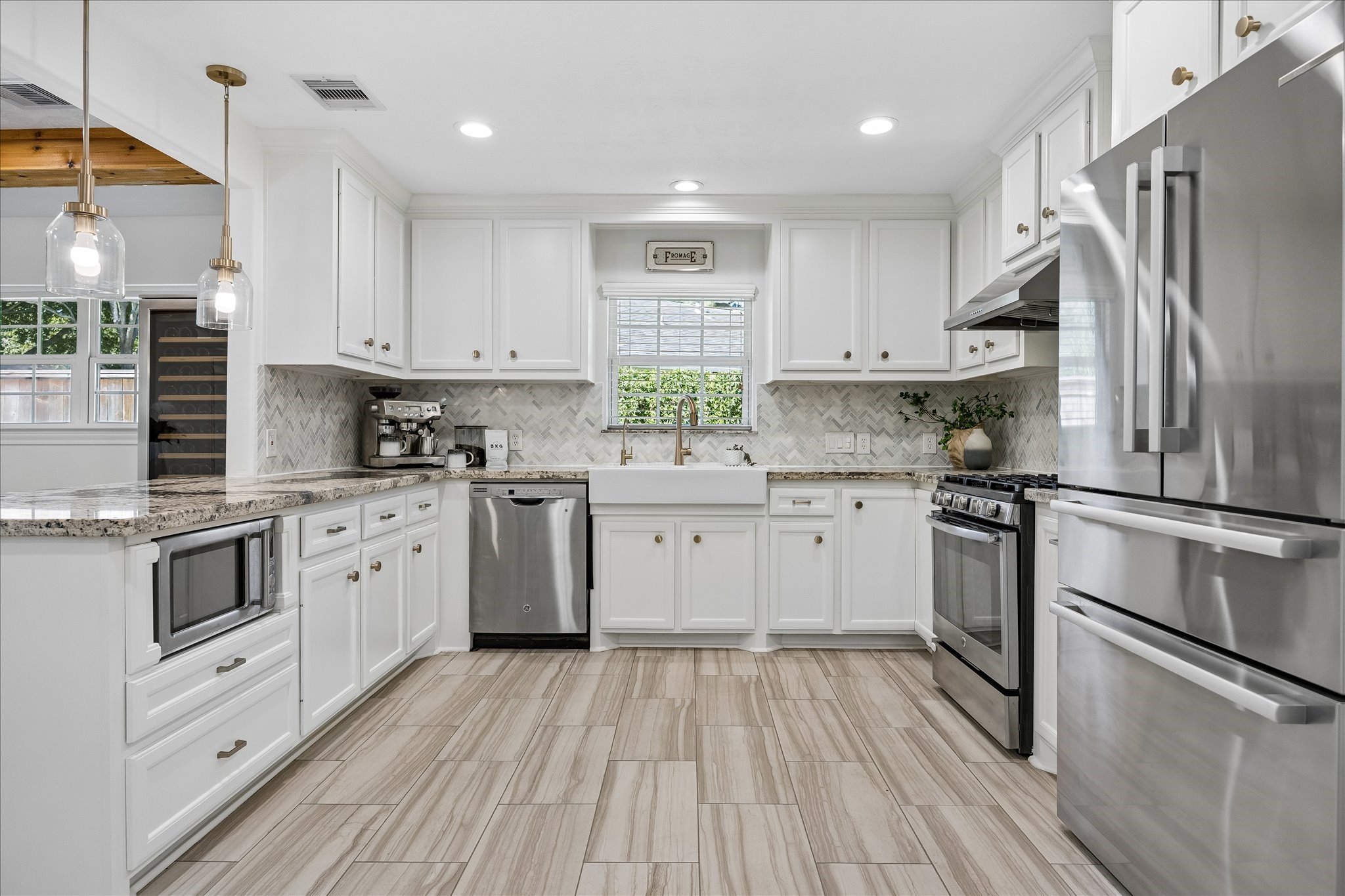 9317 Livernois Road, Houston, TX 77080