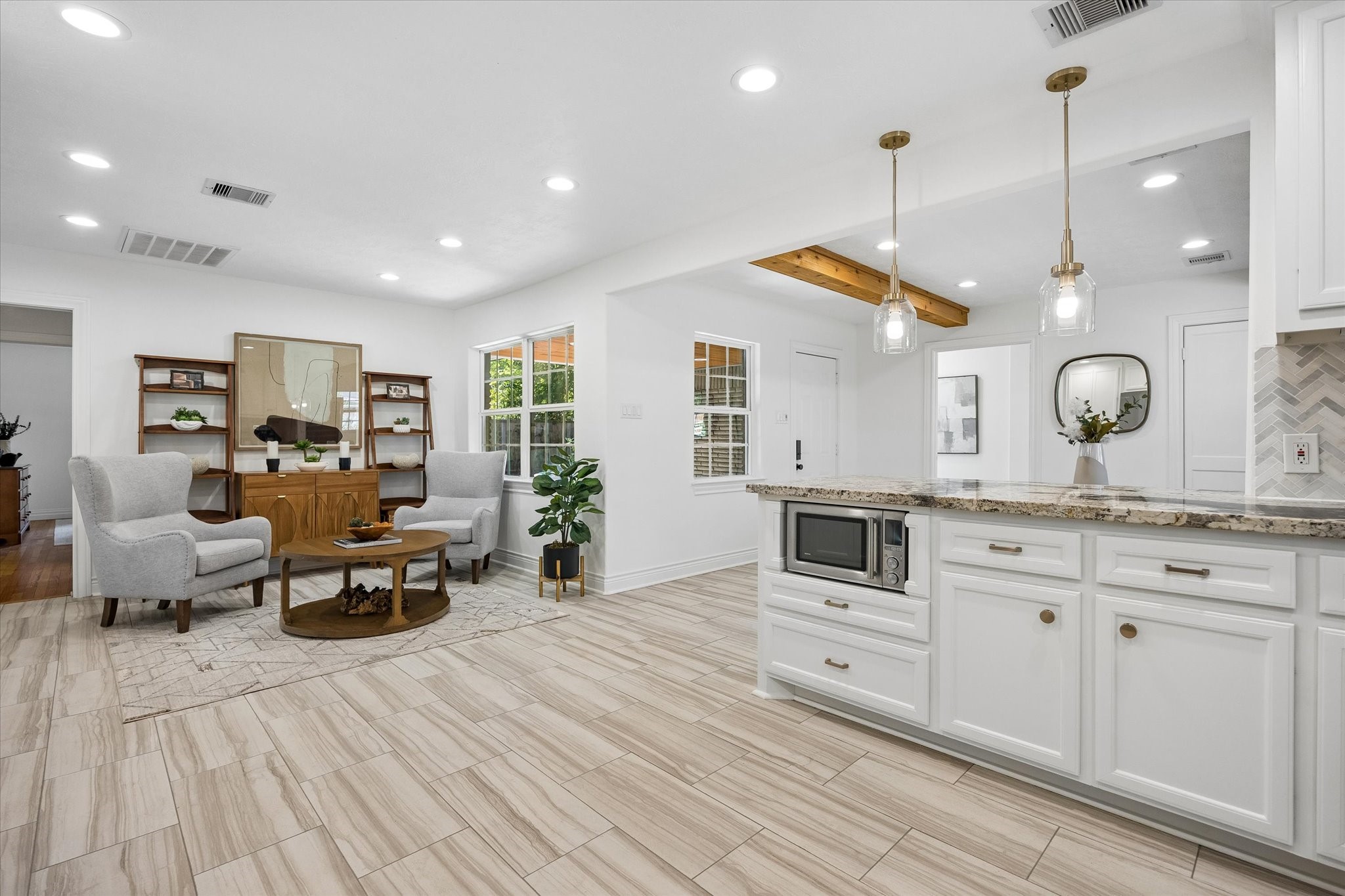 9317 Livernois Road, Houston, TX 77080