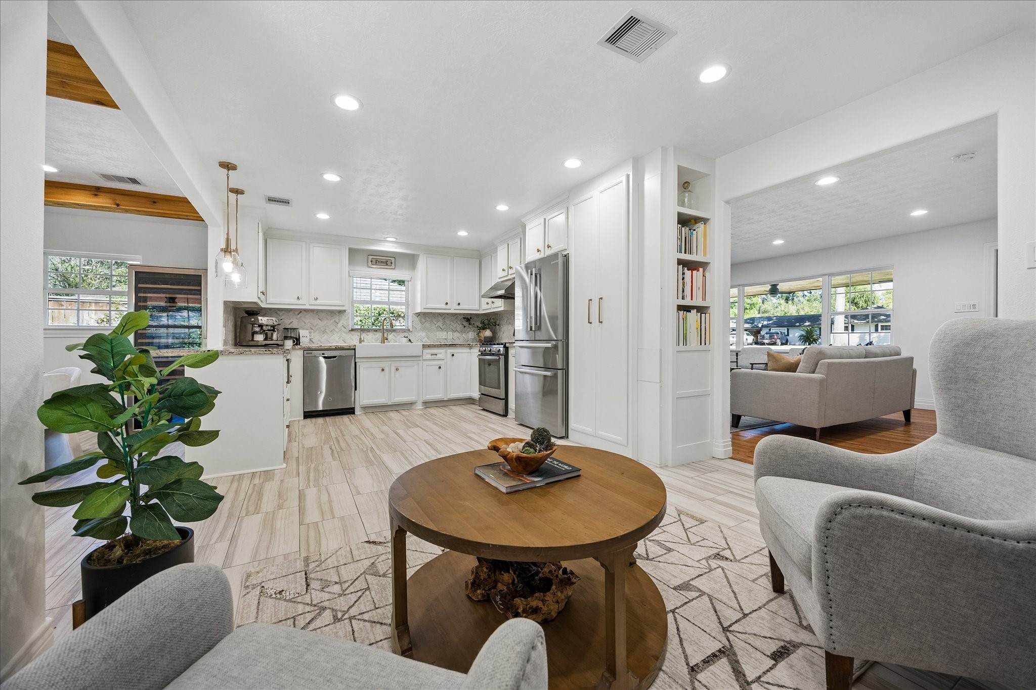9317 Livernois Road, Houston, TX 77080