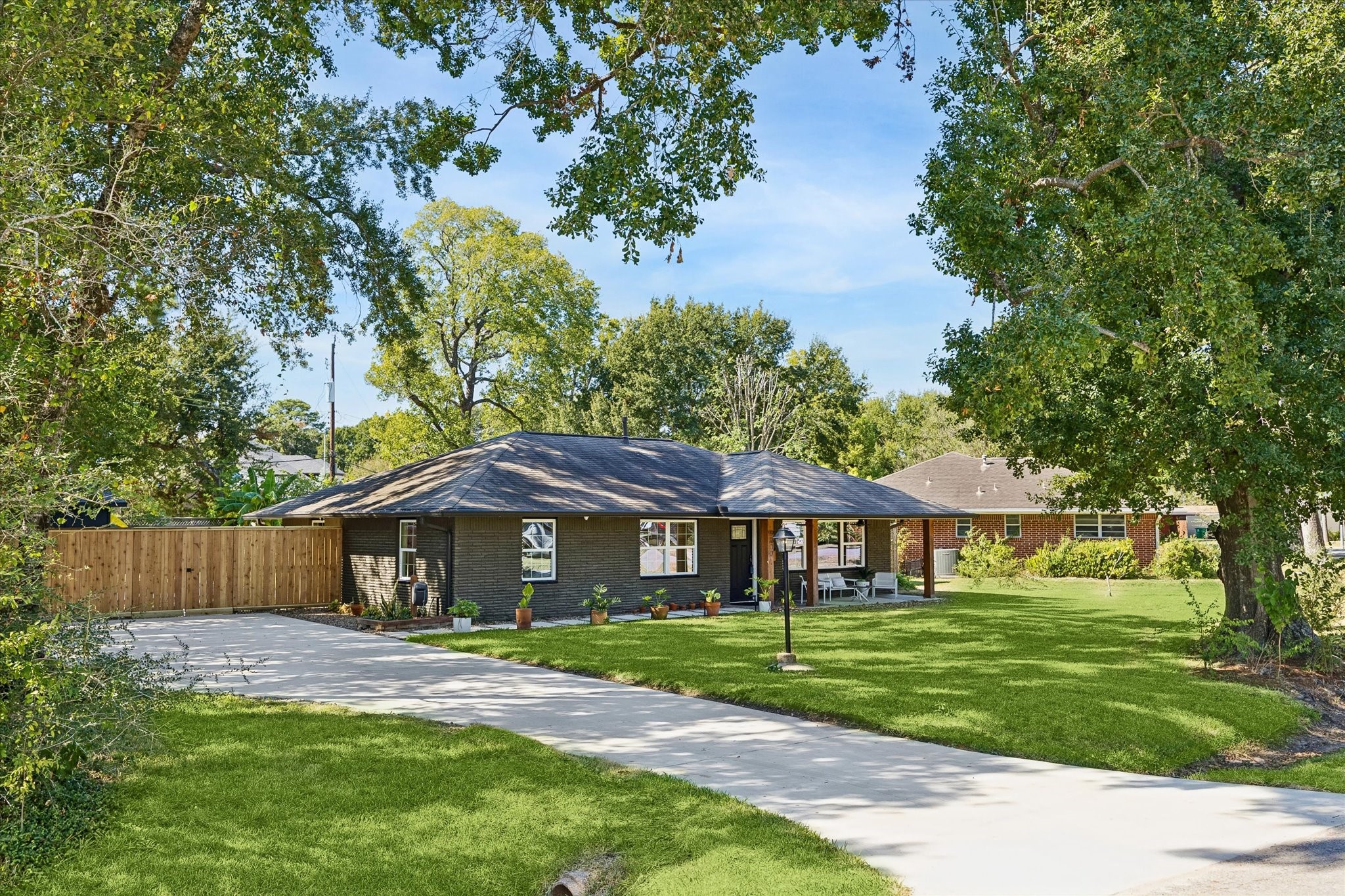 9317 Livernois Road, Houston, TX 77080