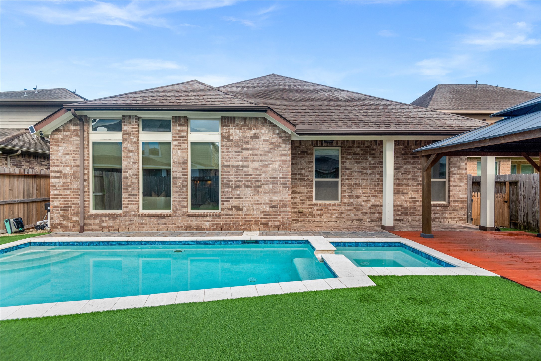 4804 Ladona Court, League City, TX 77573
