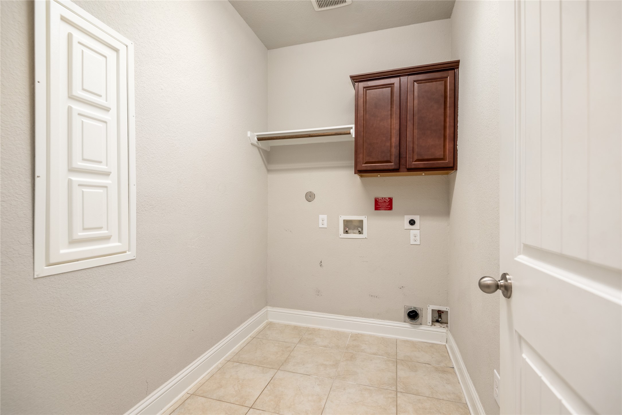 4804 Ladona Court, League City, TX 77573