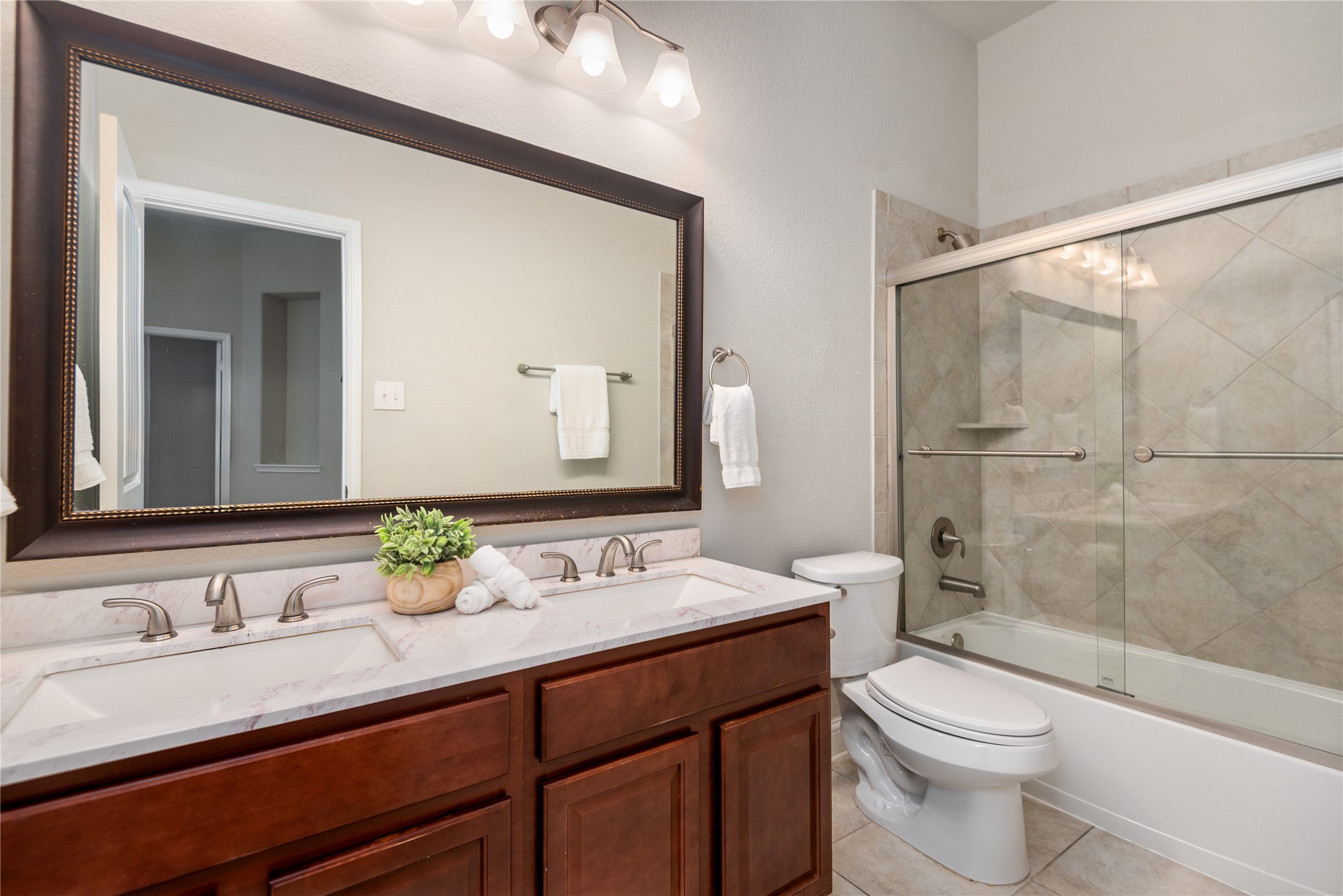 4804 Ladona Court, League City, TX 77573