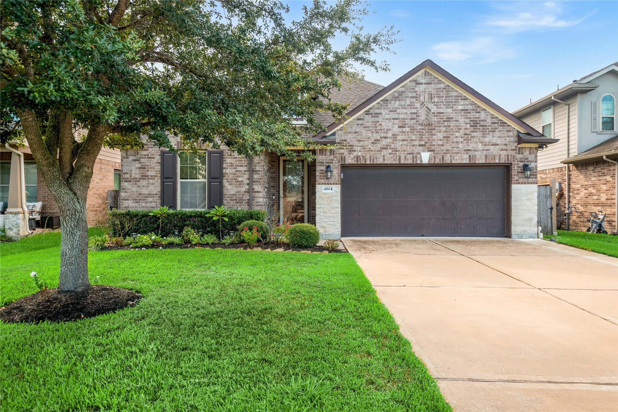 4804 Ladona Court, League City, TX 77573