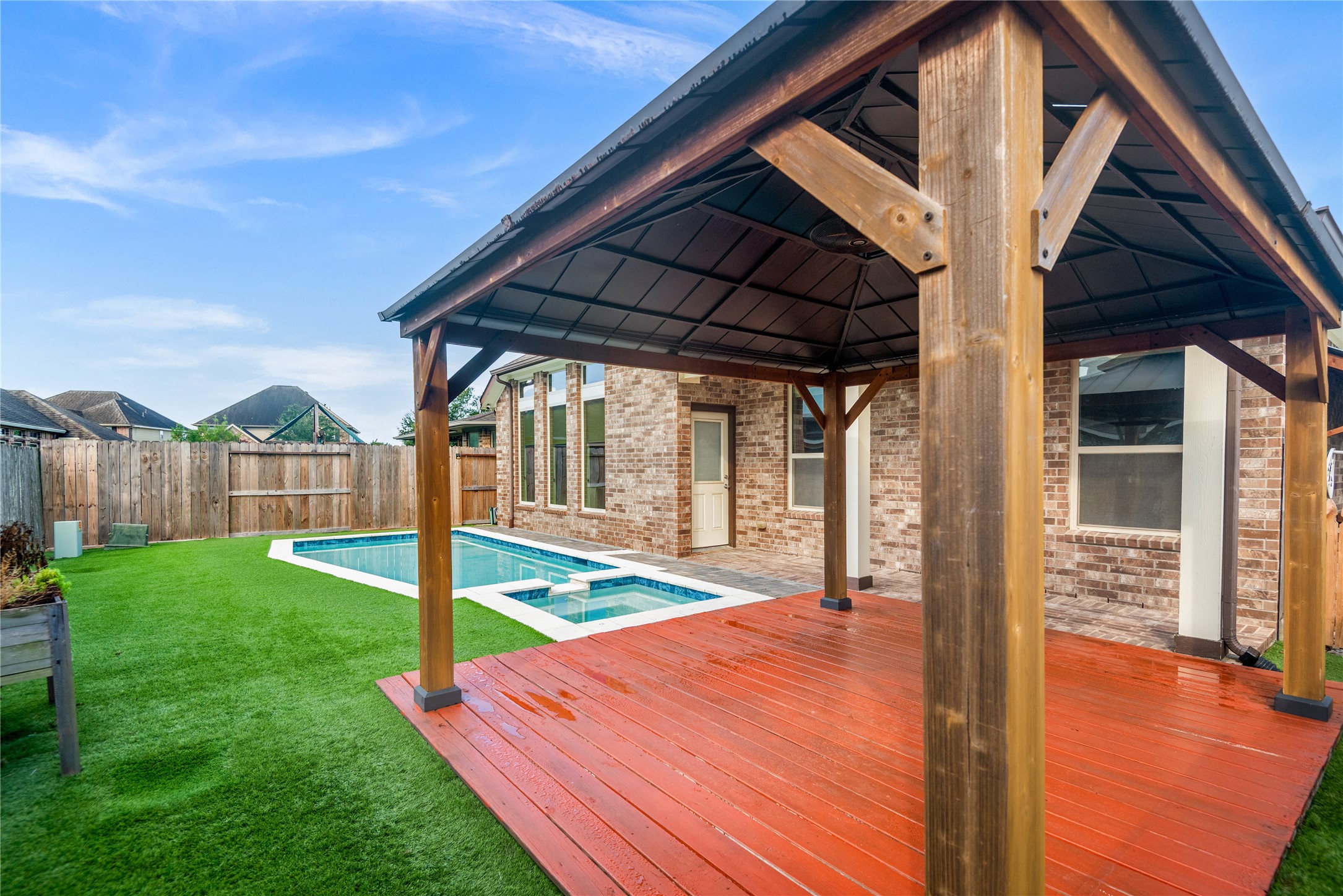 4804 Ladona Court, League City, TX 77573