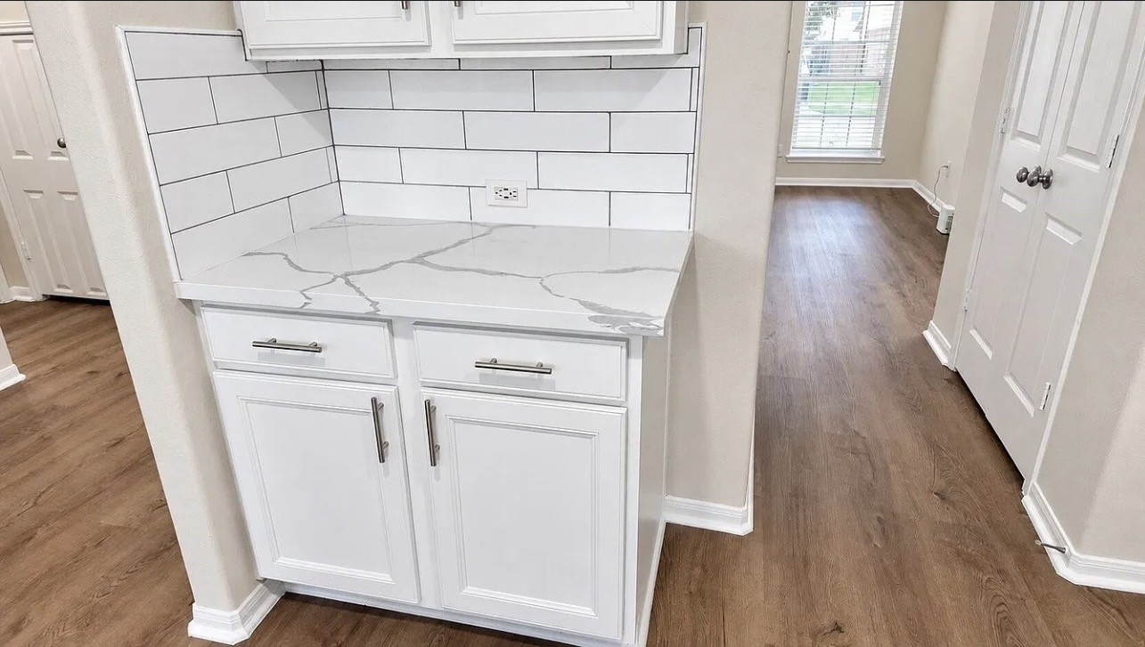 4713 HIGH CREEK CT, Alvin, TX 77511 4713 HIGH CREEK CT, Alvin, TX 77511