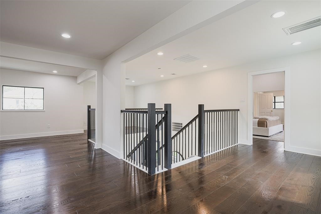 5614 Indian Circle, Houston, TX 77056