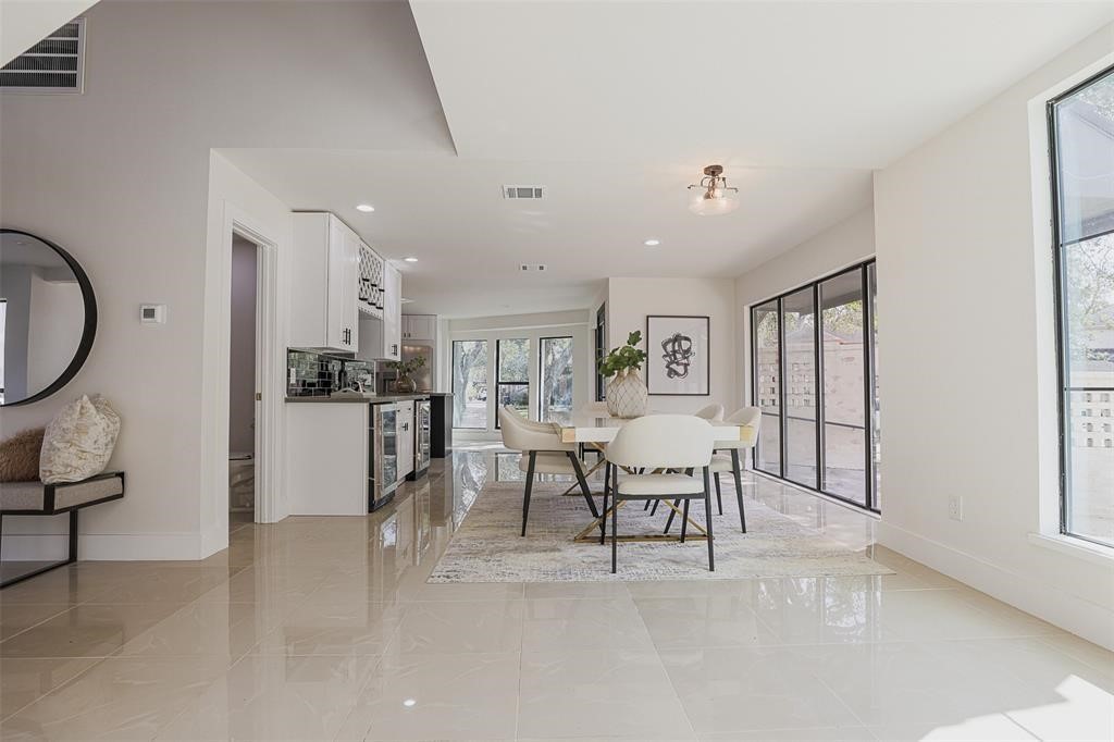 5614 Indian Circle, Houston, TX 77056