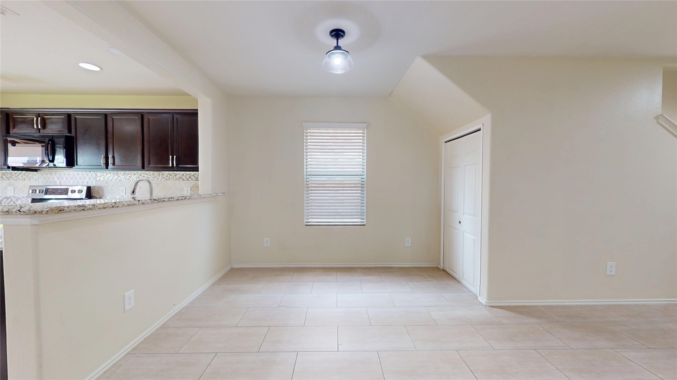 16510 Mandate Drive, Houston, TX 77049 16510 Mandate Drive, Houston, TX 77049