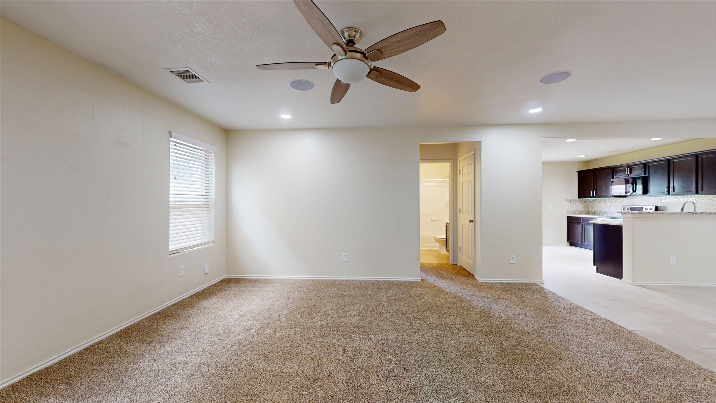 16510 Mandate Drive, Houston, TX 77049 16510 Mandate Drive, Houston, TX 77049