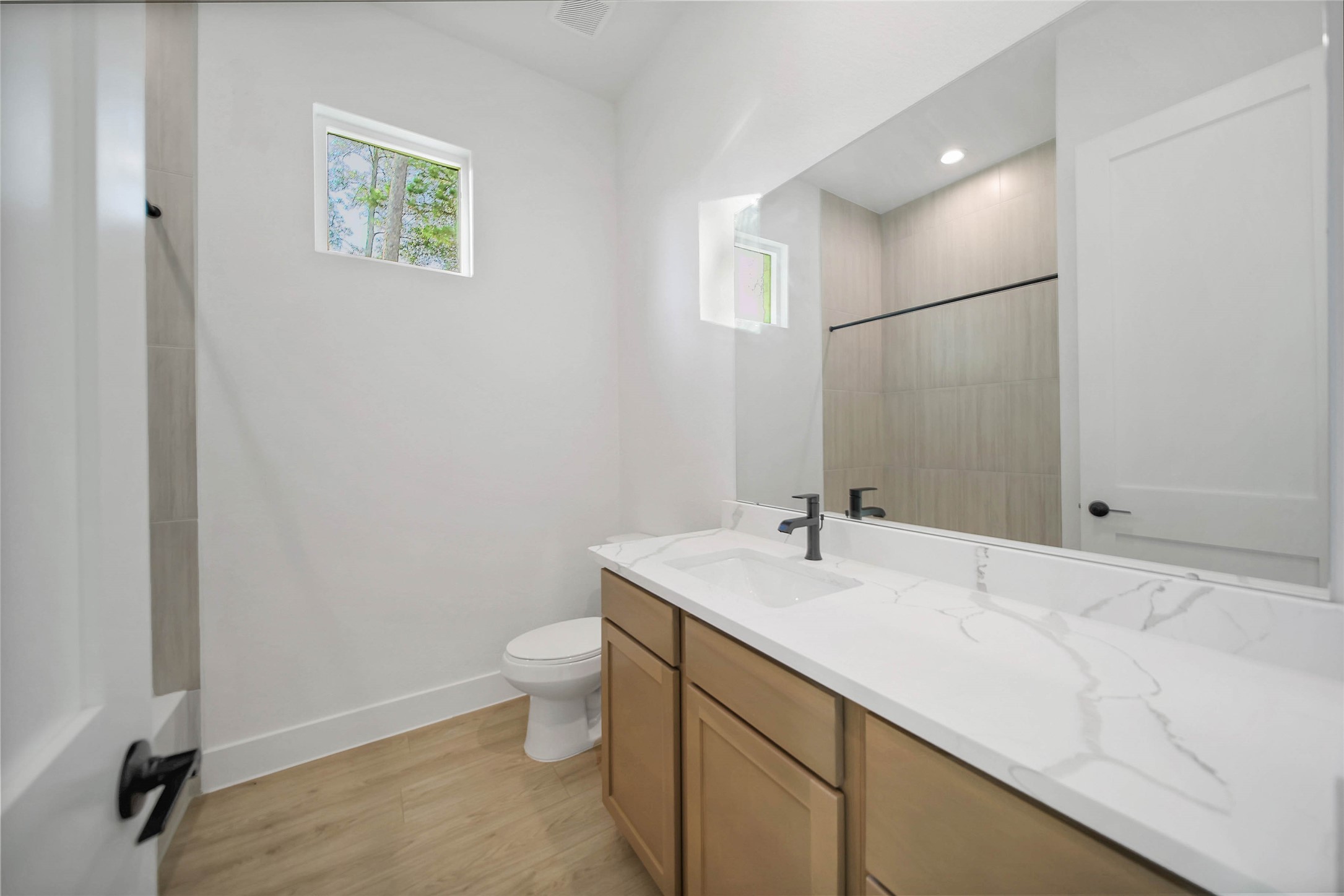 352 Louvenia Court, Pinehurst, TX 77362