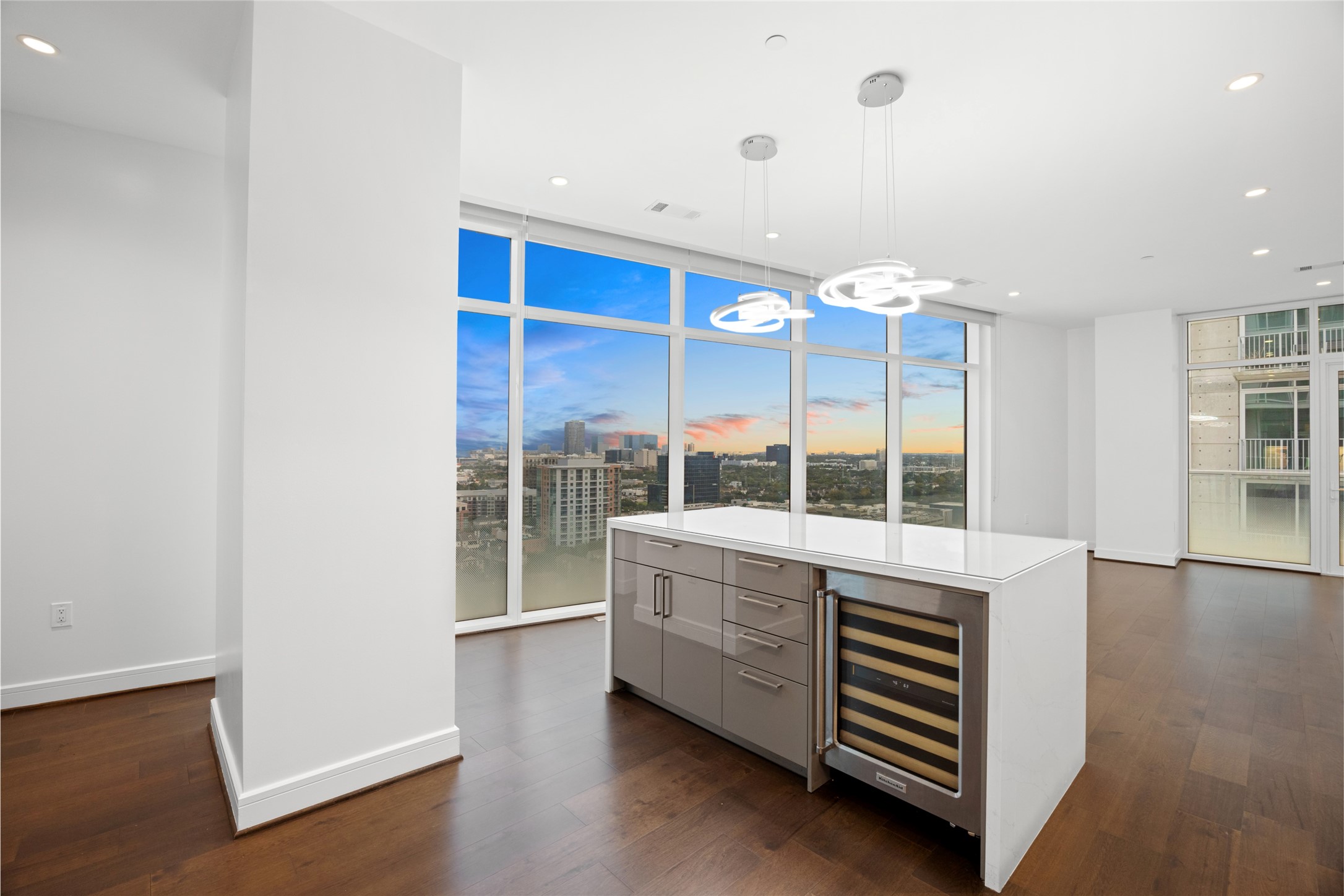 4521 San Felipe Street, #1903, Houston, TX 77027