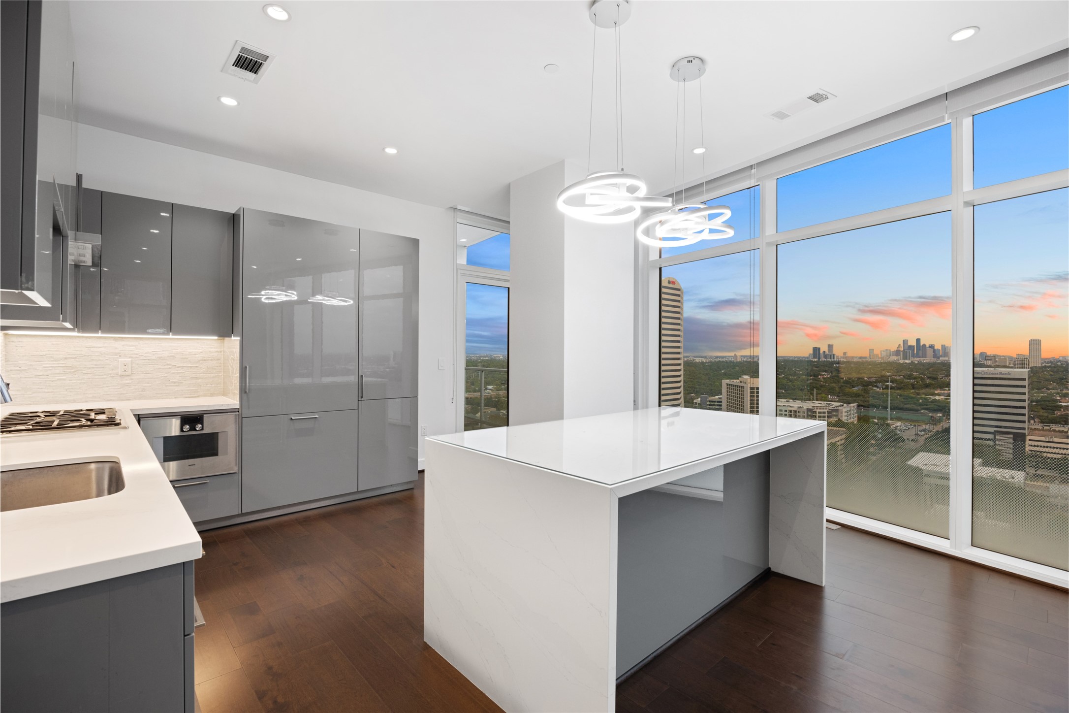 4521 San Felipe Street, #1903, Houston, TX 77027 4521 San Felipe Street, #1903, Houston, TX 77027
