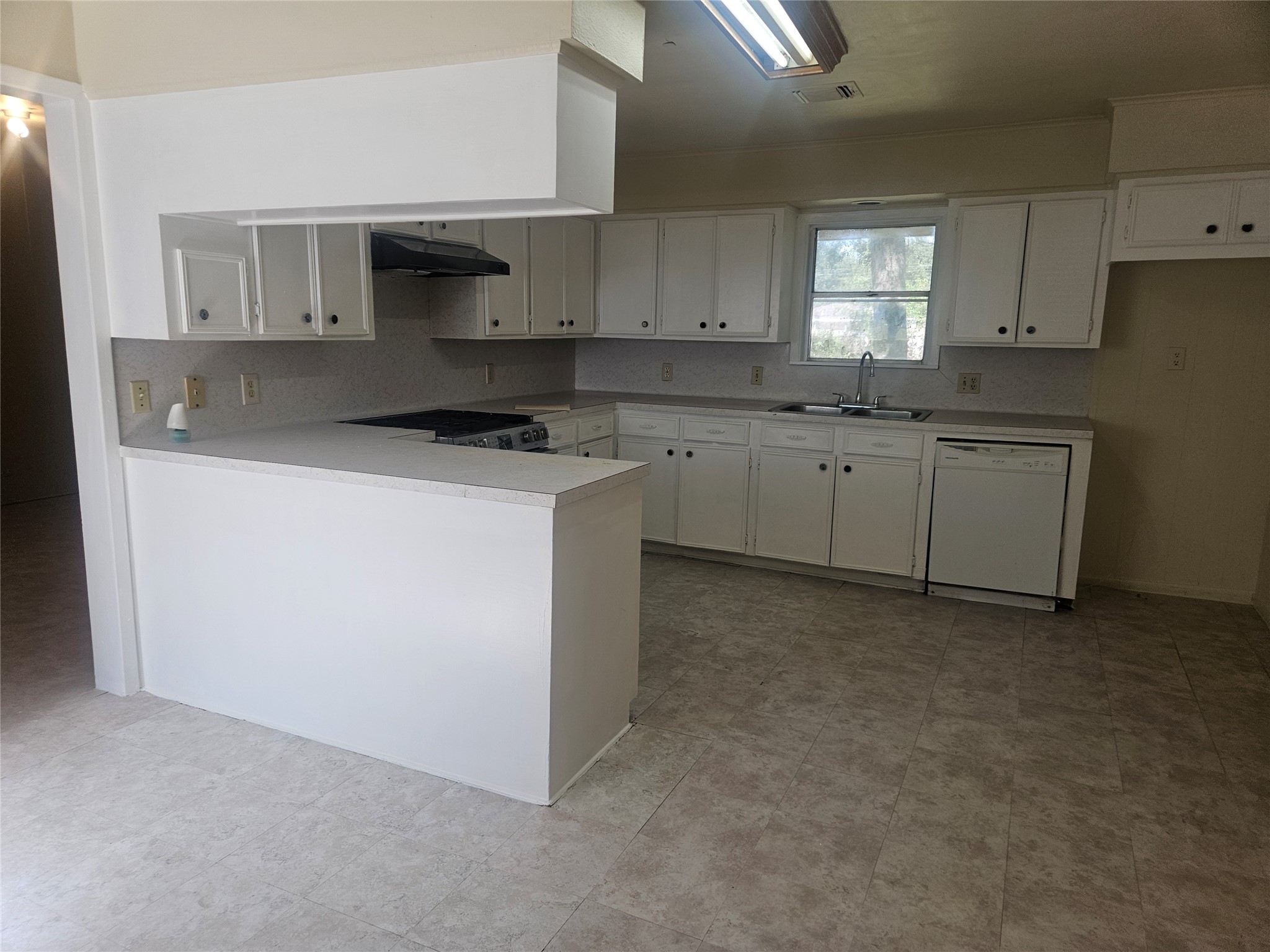 1219 Bernard Avenue, Rosenberg, TX 77471