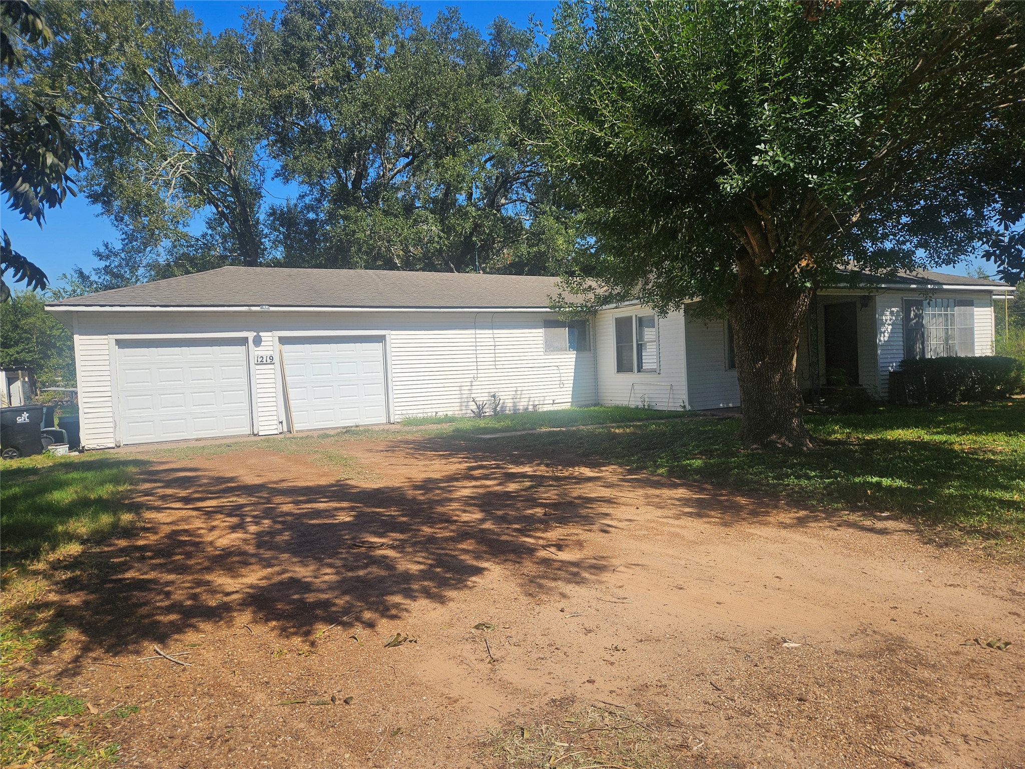 1219 Bernard Avenue, Rosenberg, TX 77471 1219 Bernard Avenue, Rosenberg, TX 77471