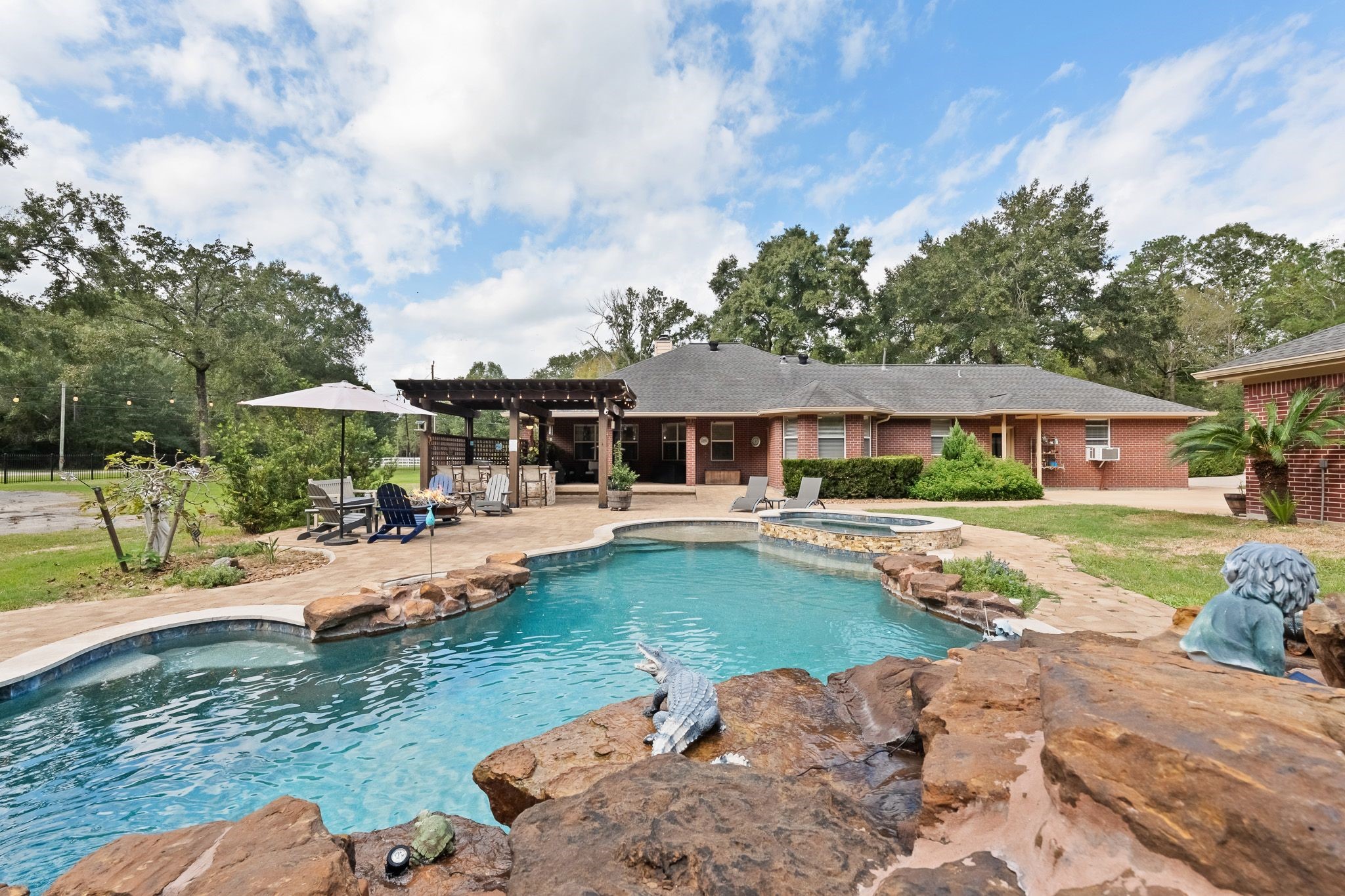 1702 Country Creek Court, Magnolia, TX 77354