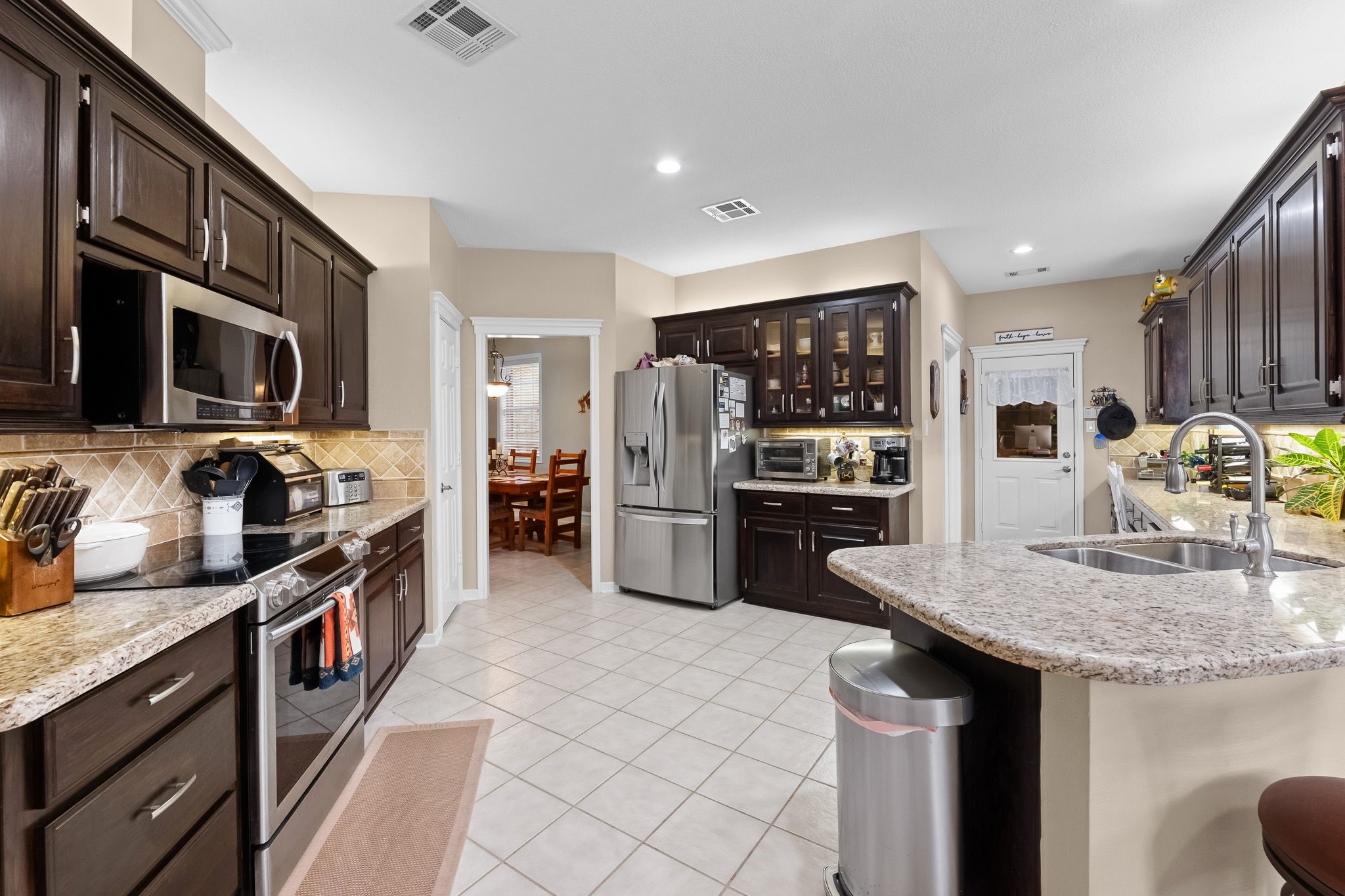 1702 Country Creek Court, Magnolia, TX 77354