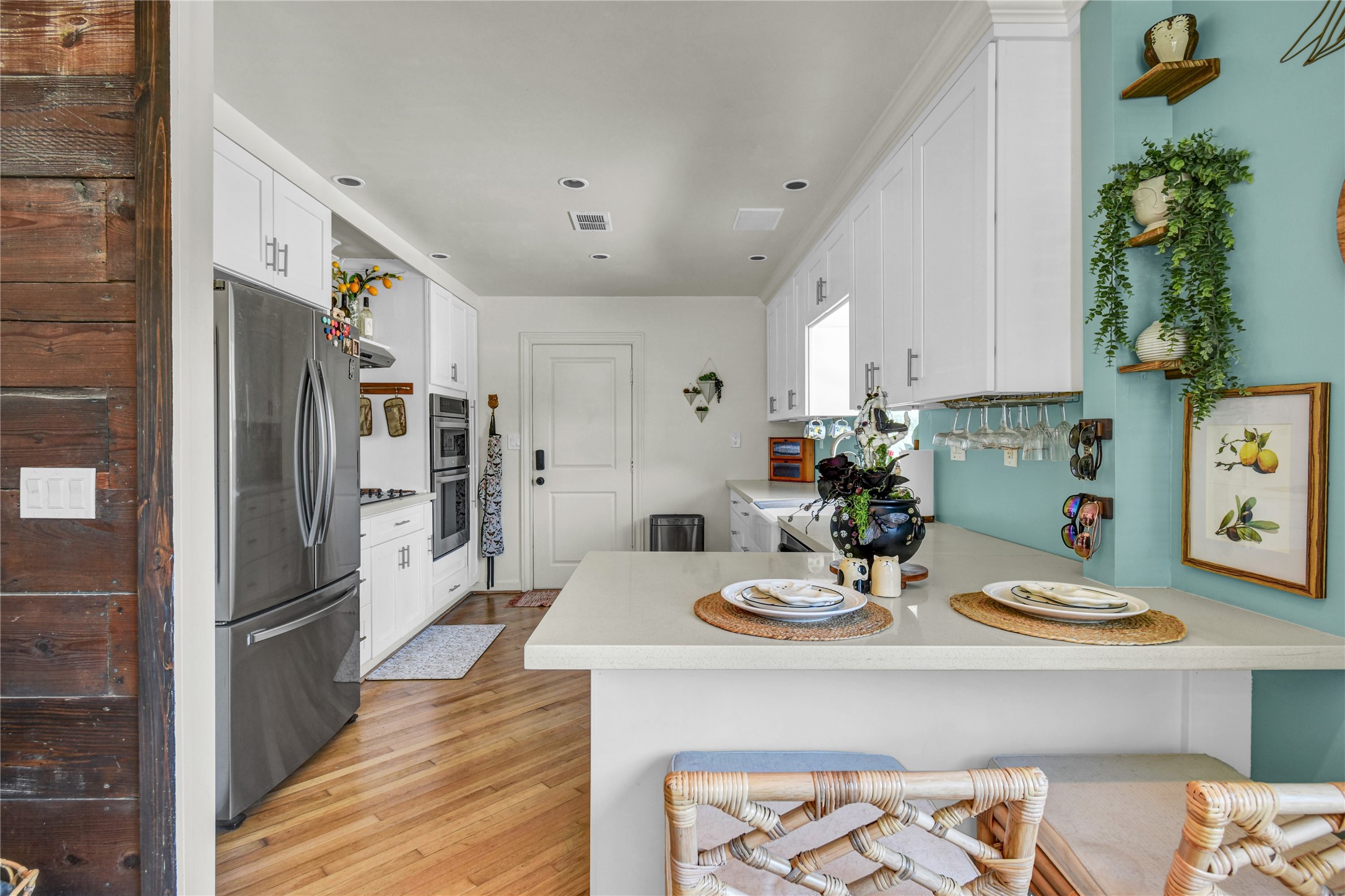 428 S Lazy Lane, Clute, TX 77531