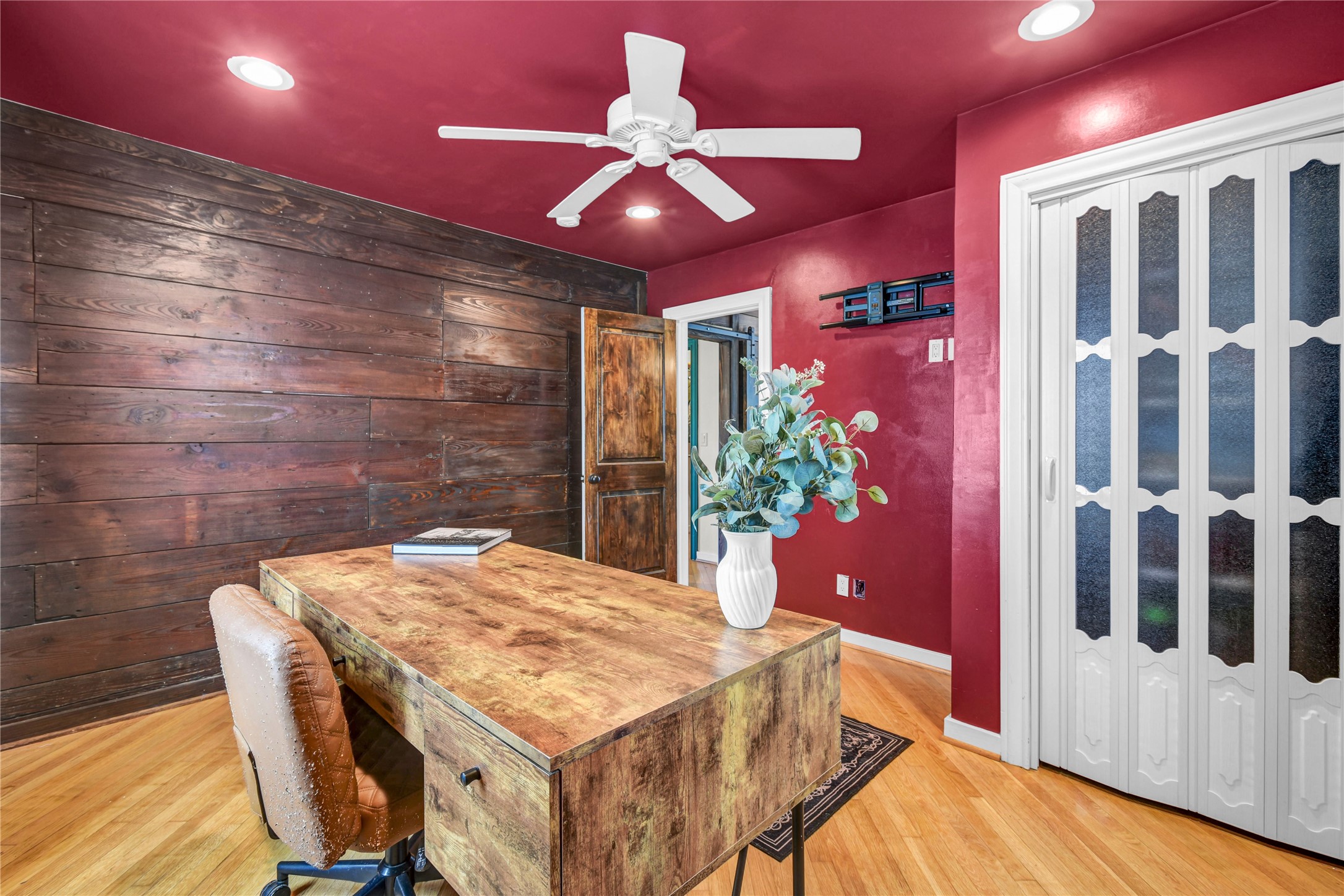 428 S Lazy Lane, Clute, TX 77531
