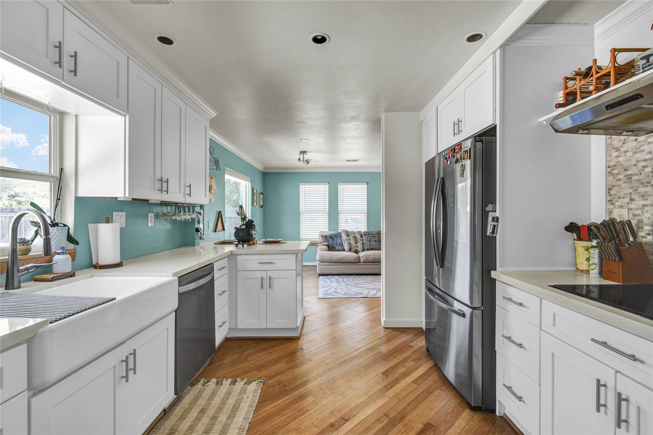 428 S Lazy Lane, Clute, TX 77531