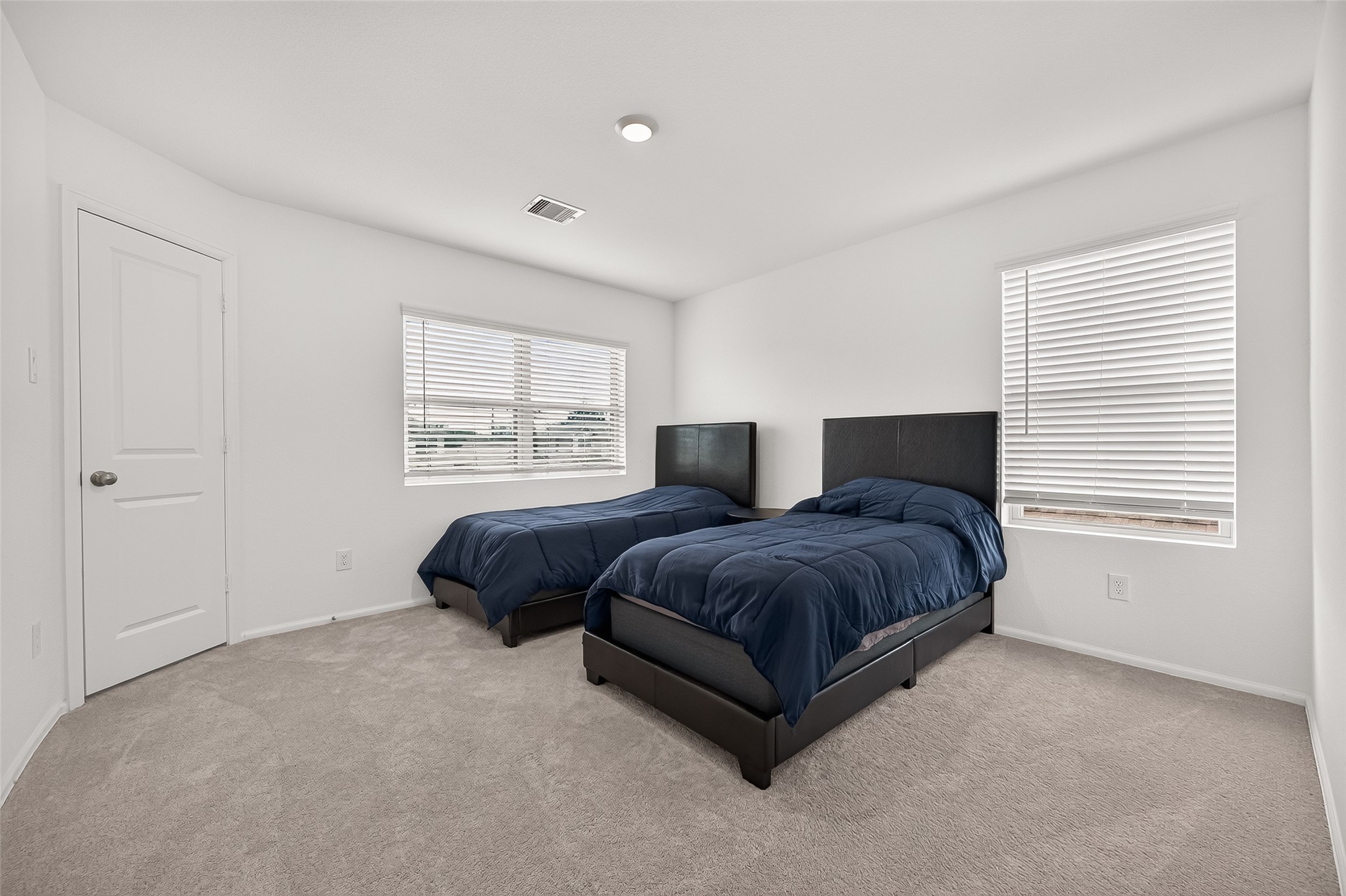 Upstairs bedroom 4