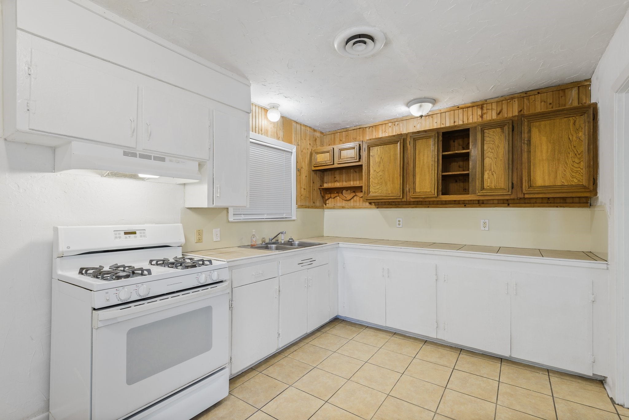 602 Roosevelt Street, La Marque, TX 77568 602 Roosevelt Street, La Marque, TX 77568