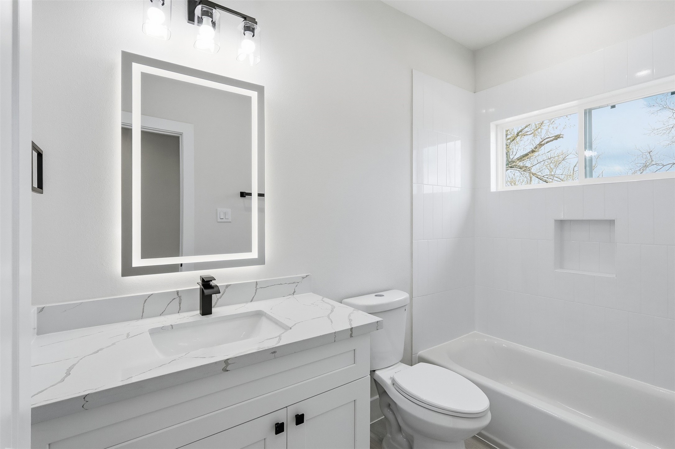 9405 Hammerly Boulevard, #B, Houston, TX 77080