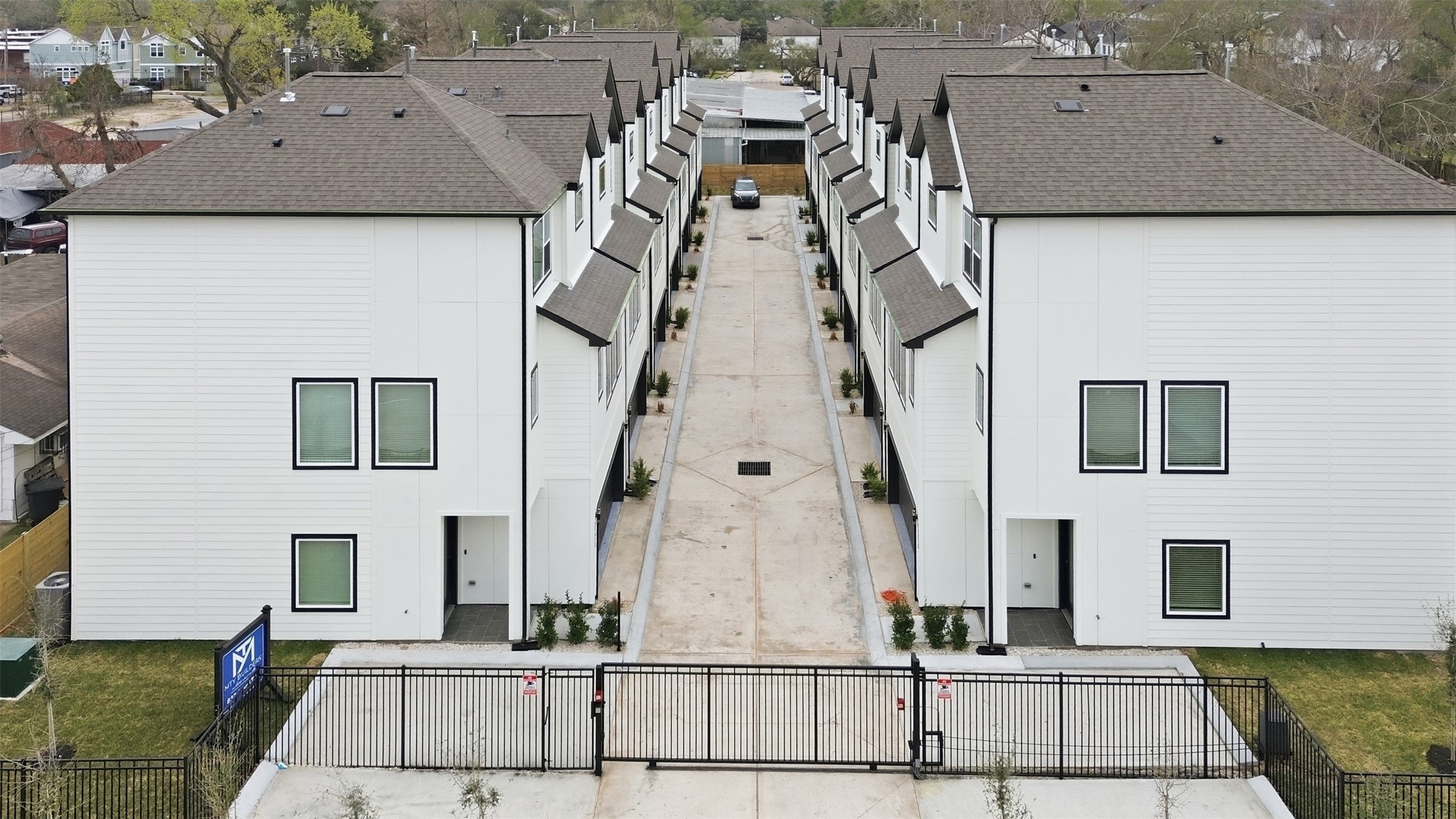 9405 Hammerly Boulevard, #B, Houston, TX 77080