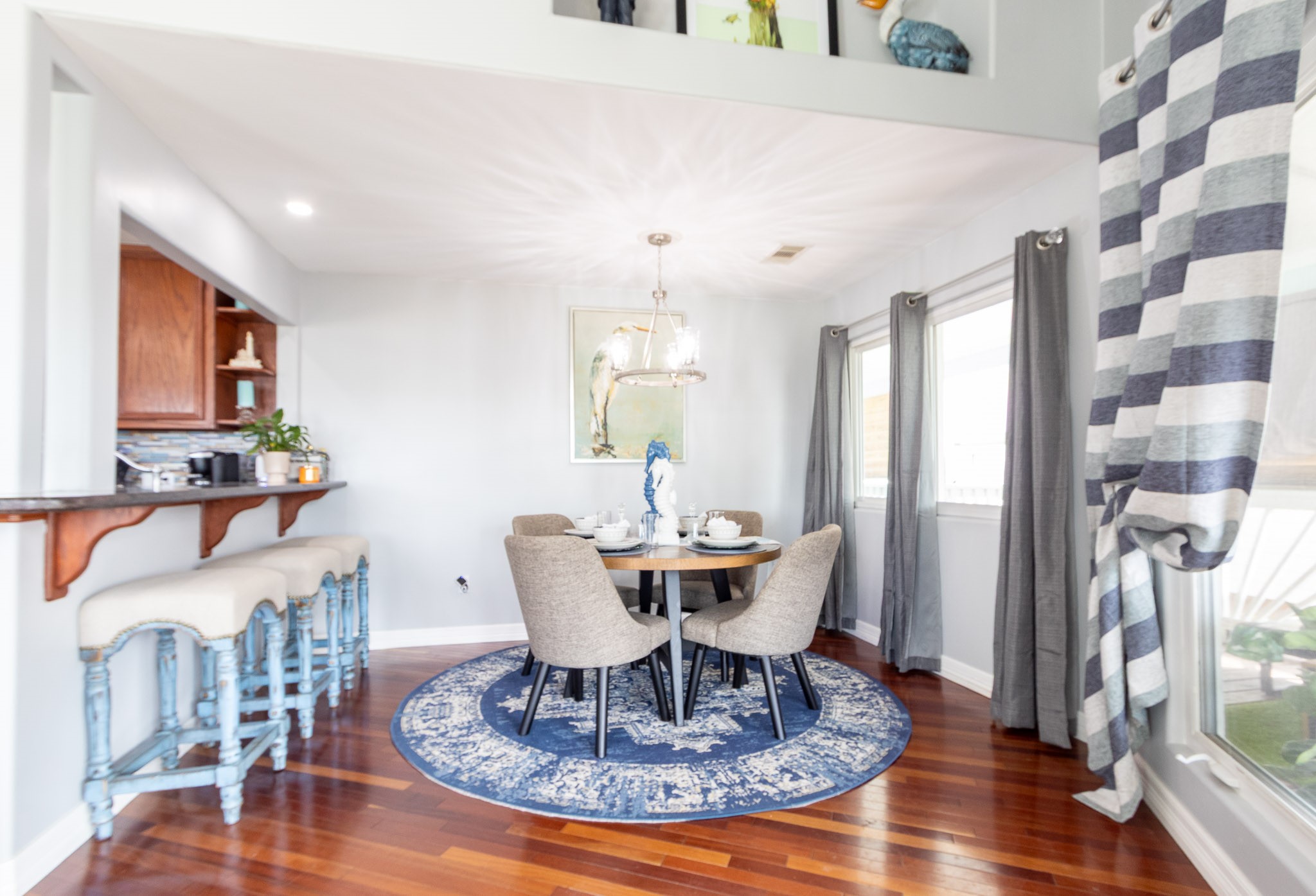 Dining room with breakfast bar.  Perfect for entertaining,