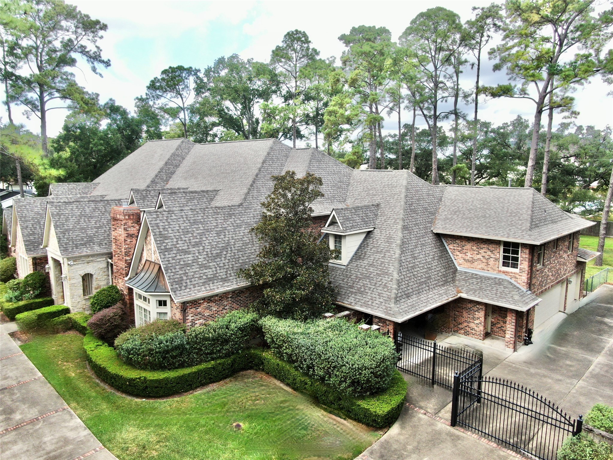 11530 N Lou Al Drive, Houston, TX 77024 11530 N Lou Al Drive, Houston, TX 77024