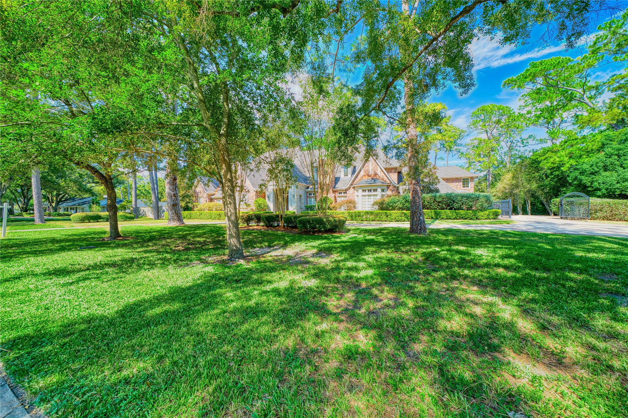 11530 N Lou Al Drive, Houston, TX 77024