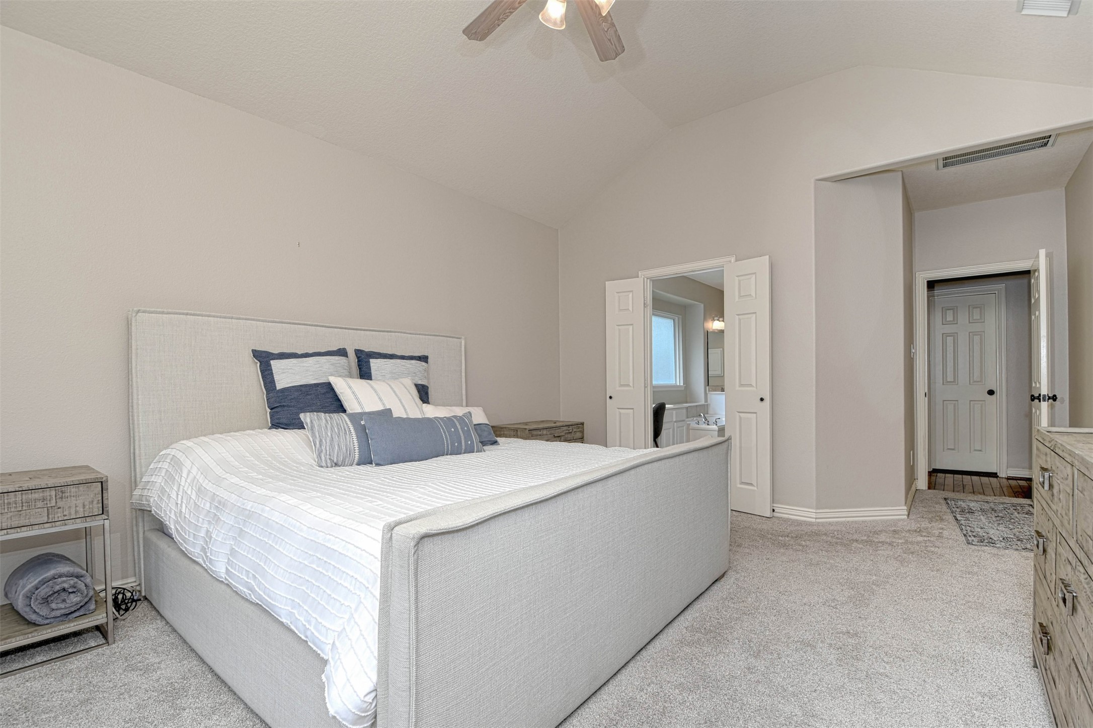15 E Scribewood Circle, Montgomery, TX 77382