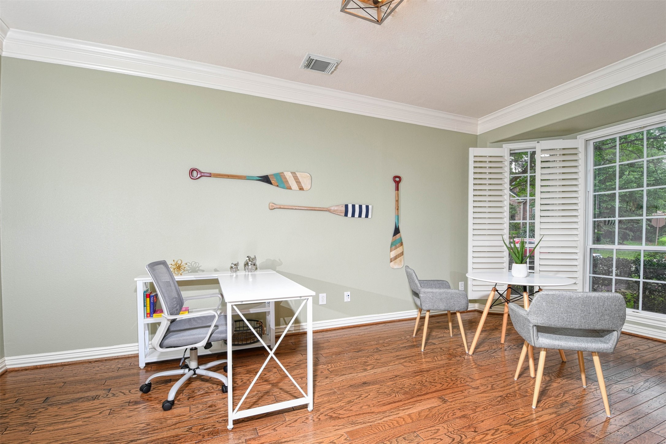 15 E Scribewood Circle, Montgomery, TX 77382