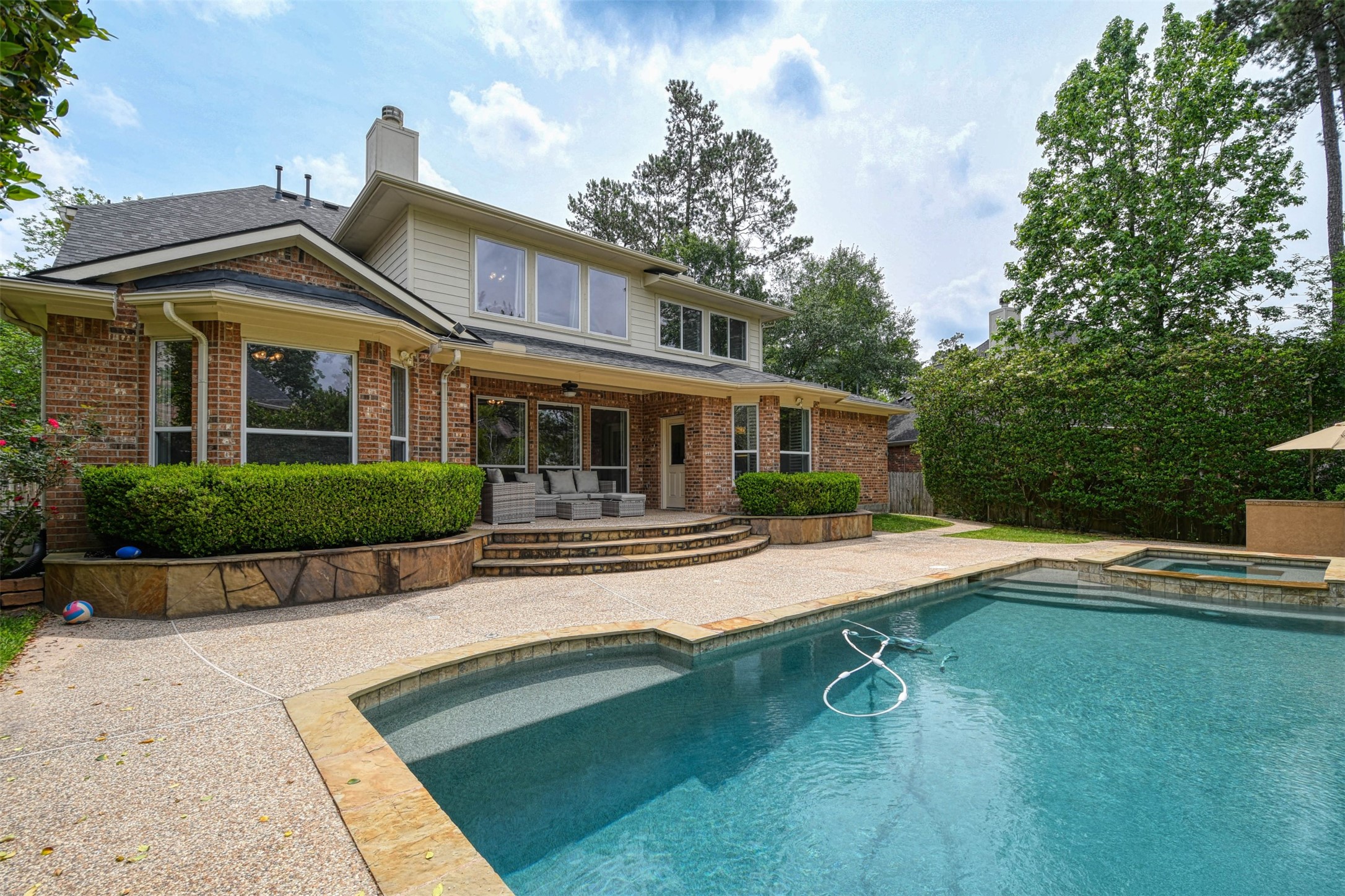 15 E Scribewood Circle, Montgomery, TX 77382