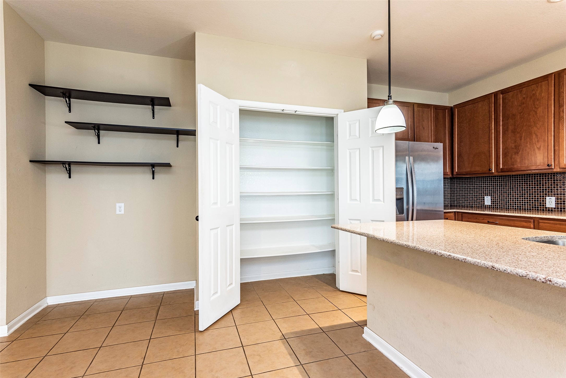 2833 Mezzomonte Lane, League City, TX 77573