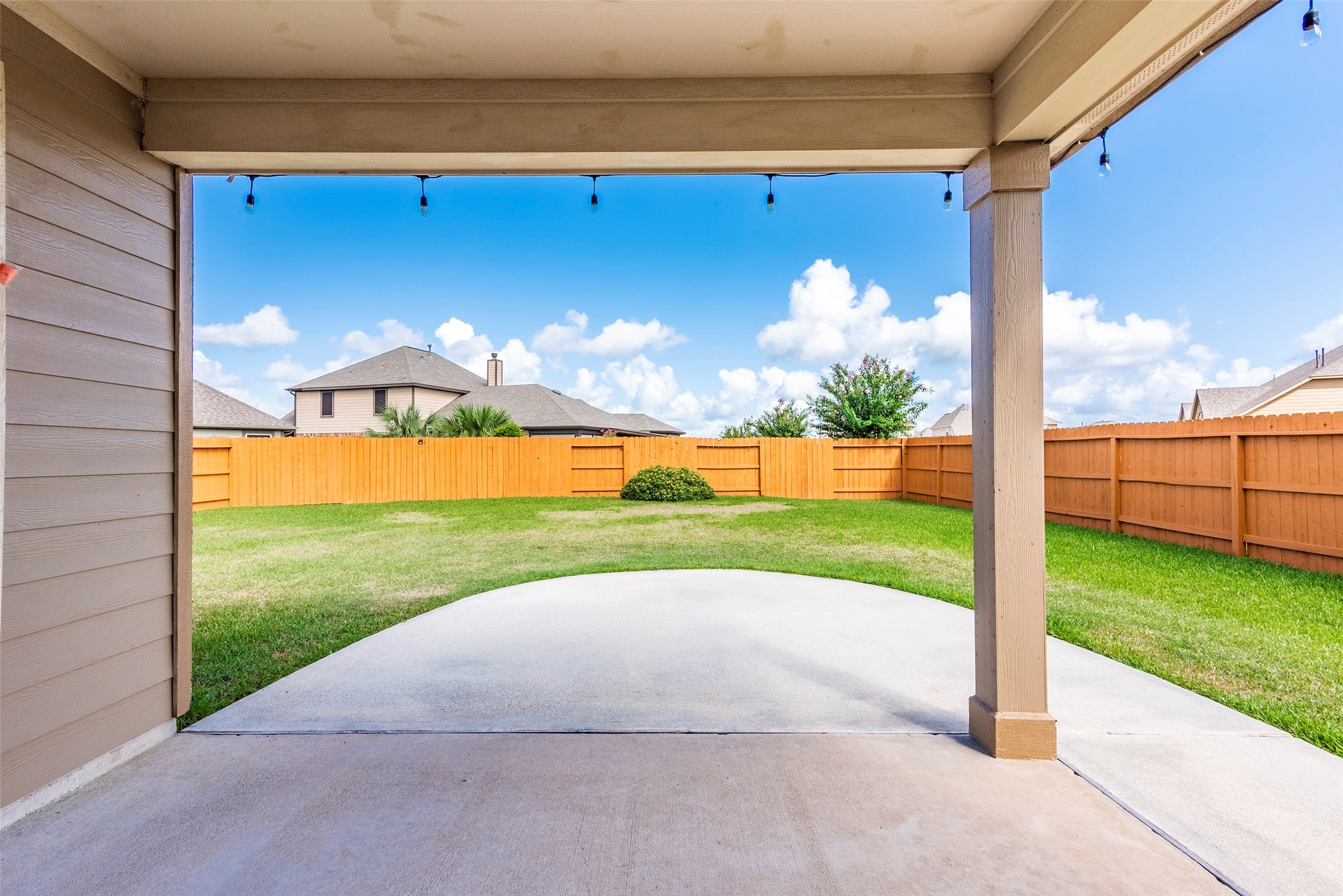 2833 Mezzomonte Lane, League City, TX 77573