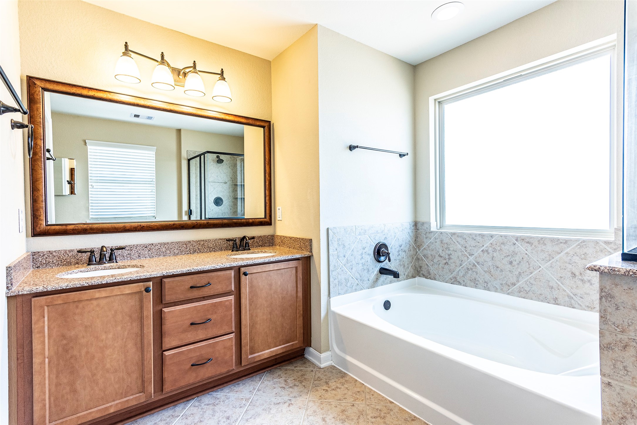 2833 Mezzomonte Lane, League City, TX 77573