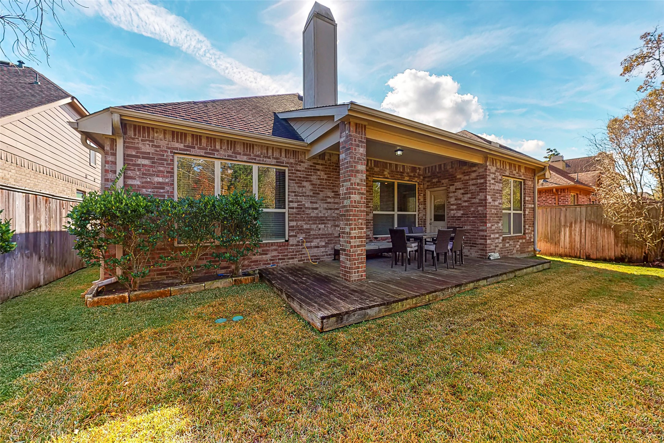 151 W Wading Pond Circle, Tomball, TX 77375