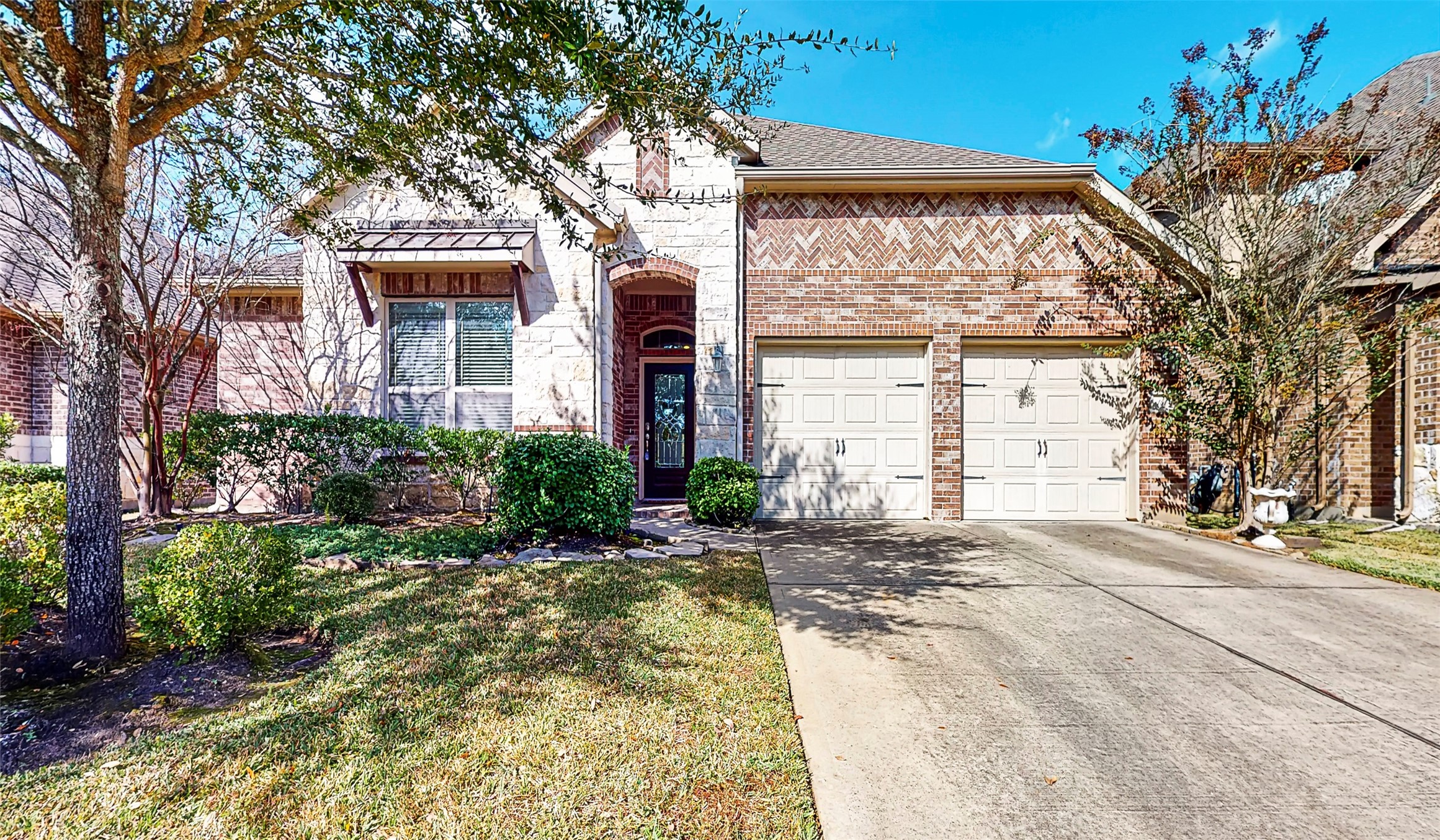 151 W Wading Pond Circle, Tomball, TX 77375
