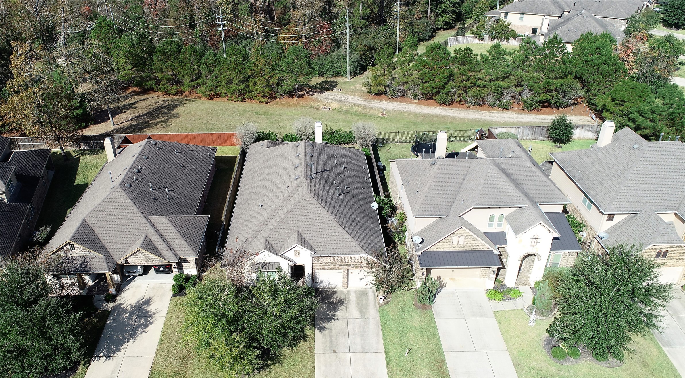 151 W Wading Pond Circle, Tomball, TX 77375