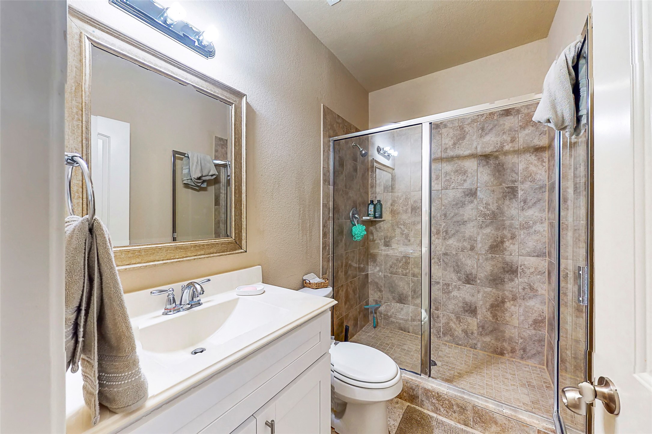 151 W Wading Pond Circle, Tomball, TX 77375